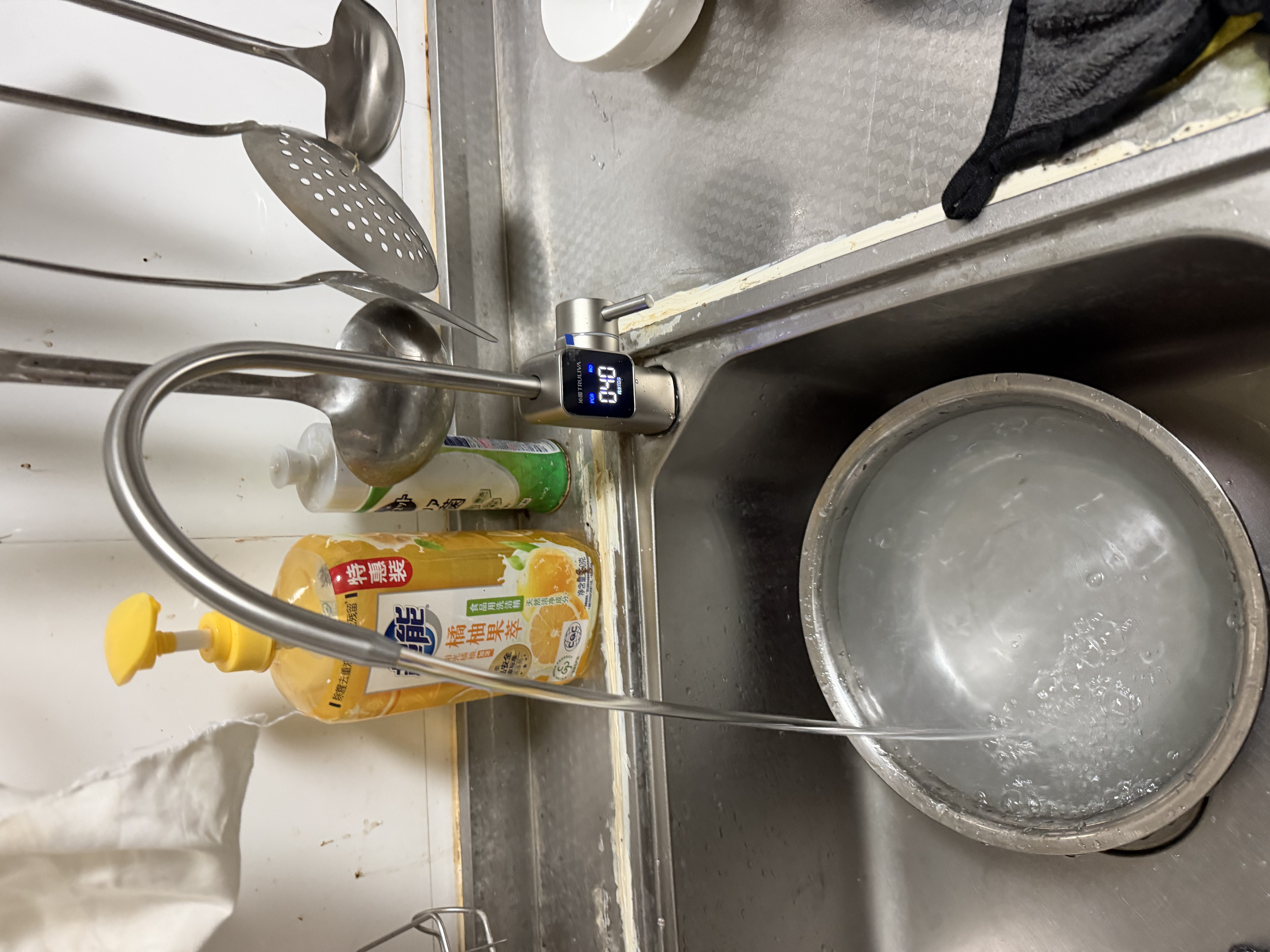 沁园家庭用净水器双子芯2.0 1000G 8年RO过滤器 1200G初始流速体验厨房台下式直饮水一体机UR-S61076 实拍图