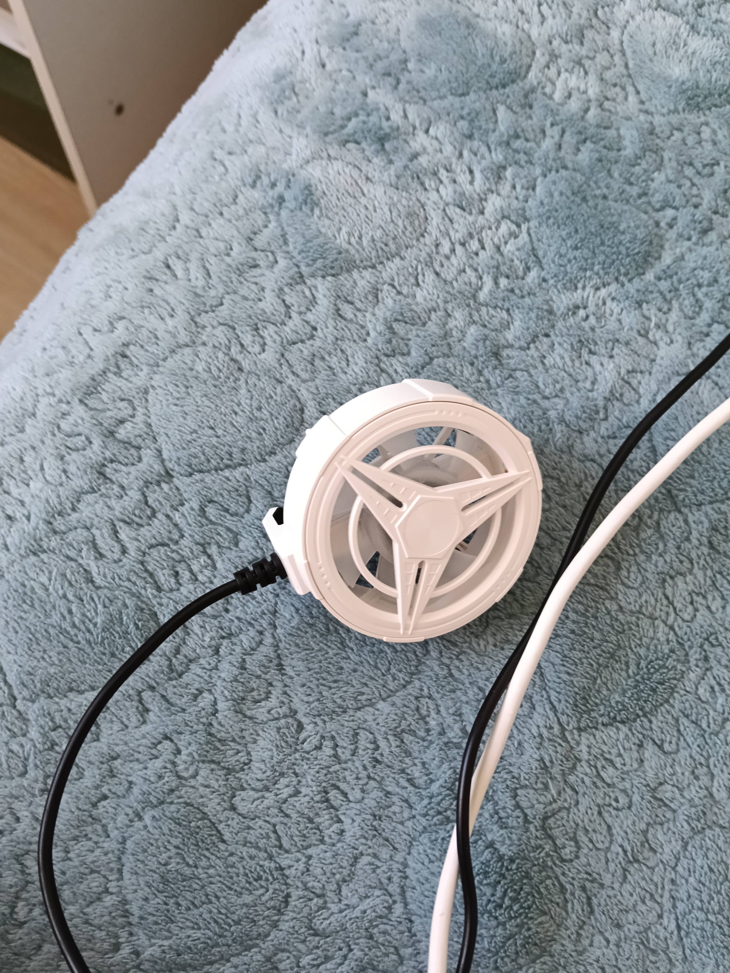 手机散热器散热半导体风冷制冷静音手机秒适用背神器散热器安卓降温夹静音快速苹果散热制冷降温 千转强风【带RGB灯】经典白+【22.5w】充电头 实拍图