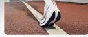 特步（XTEP）两千公里五代跑步鞋男减震回弹轻便透气秋季防泼运动鞋男训练跑鞋 经典白/黑【情人节】 42 脚长26.5cm( 新法码42.5) 实拍图