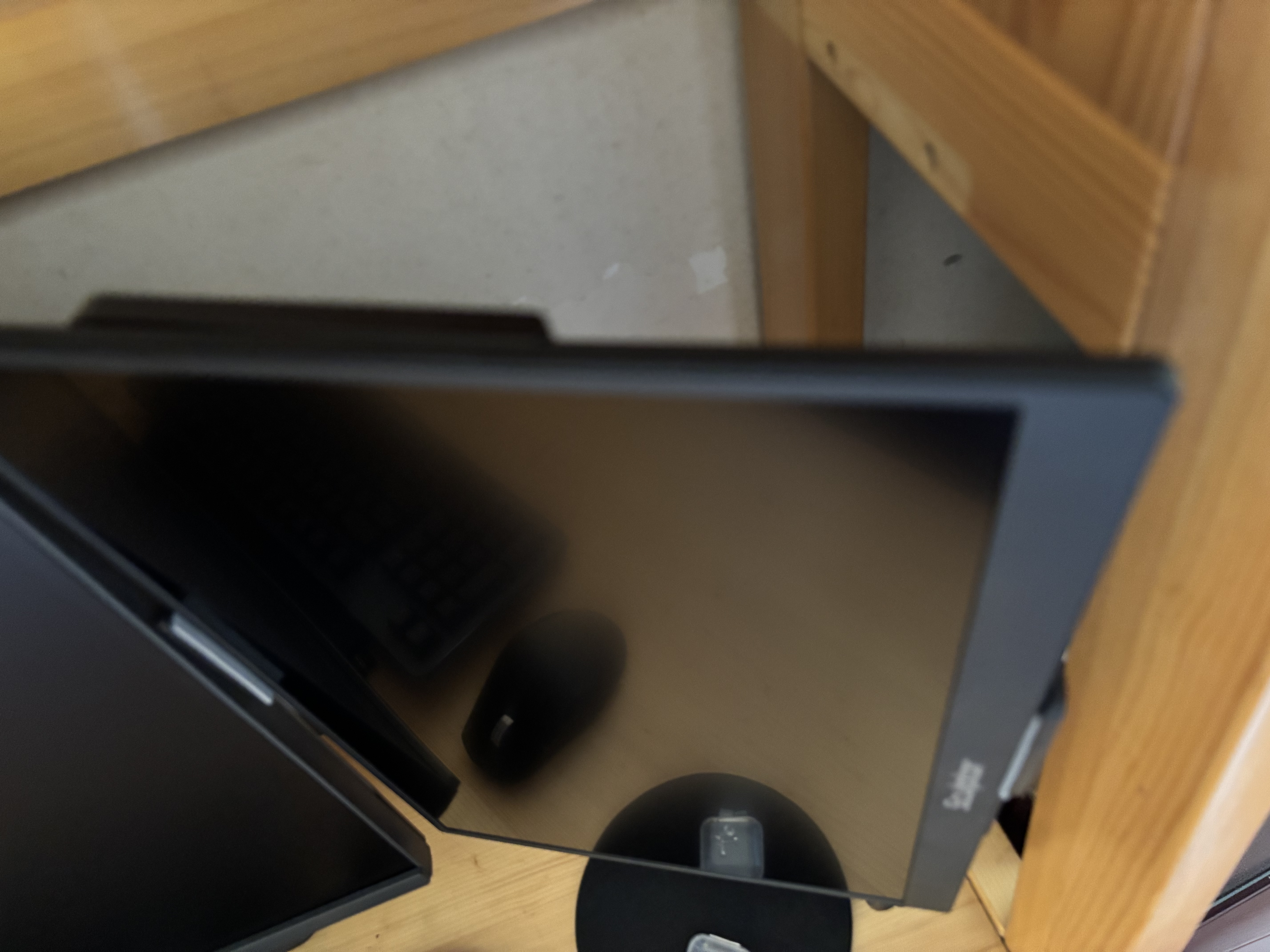 雕塑家16英寸便携式显示器144HZ  手机电脑笔记本副屏 Switch Ps4/5游戏扩展屏Type-c 一线直连MF16LN 实拍图