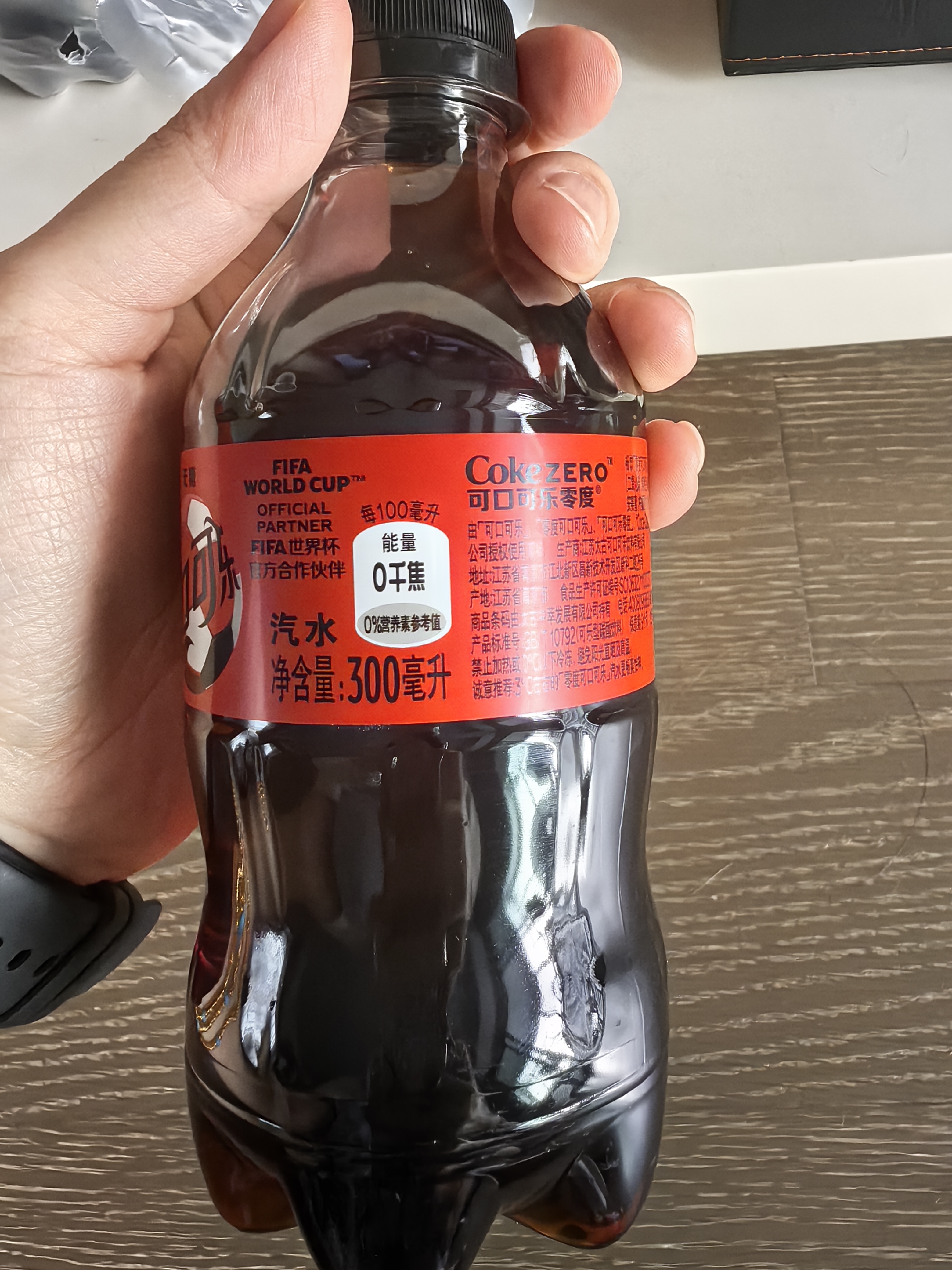 可口可乐（Coca-Cola）零度 无糖零卡 汽水 碳酸饮料 300ml*24瓶 新老包装随机发 实拍图