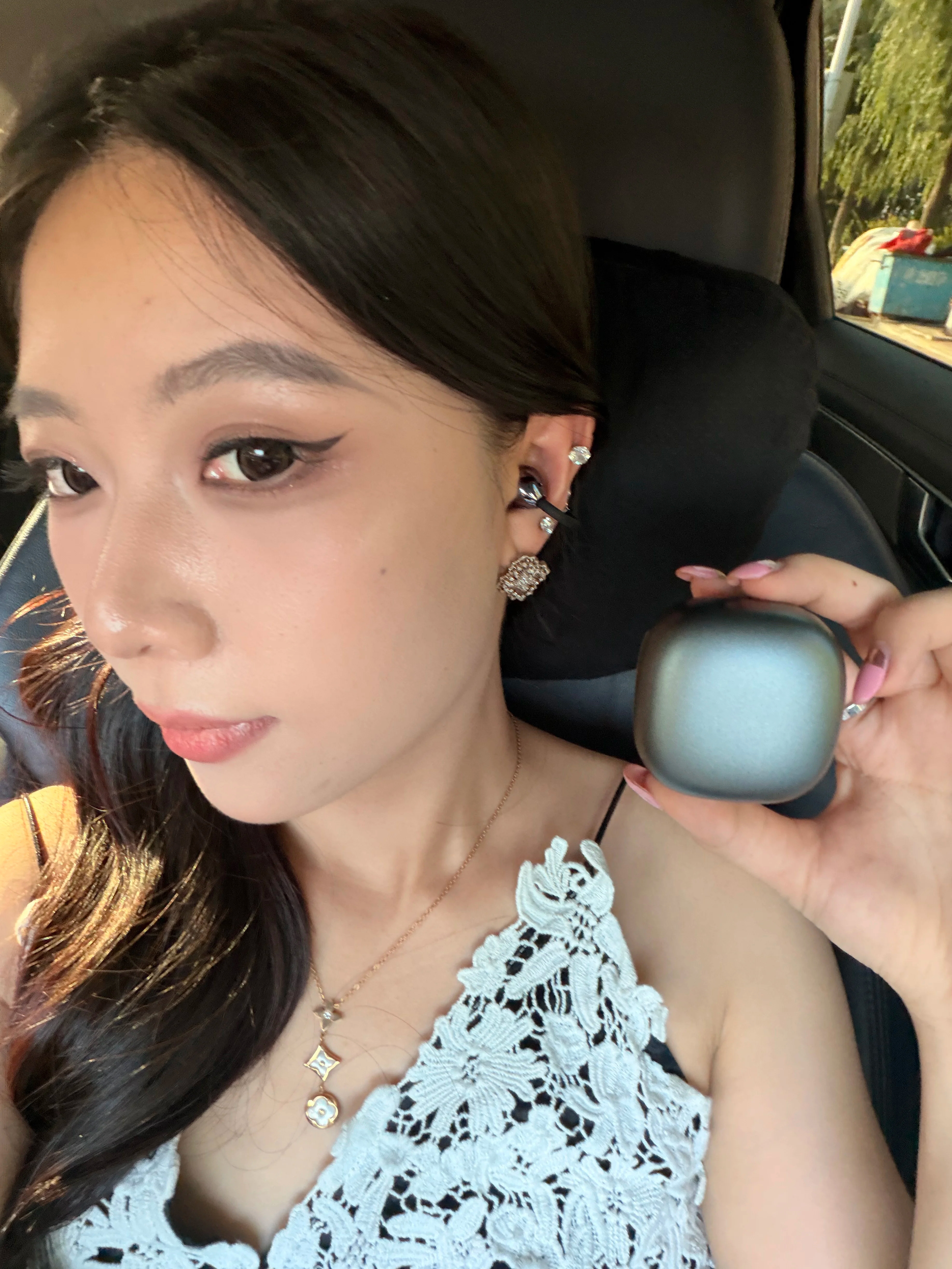 果坊【2026新款】蓝牙耳机耳夹式骨传导概念无线开放运动夹耳式超长续航不入耳挂耳 爆款热卖丨顶配版【哑光磨砂黑】 【旗舰正品丨音质续航双升级】 实拍图