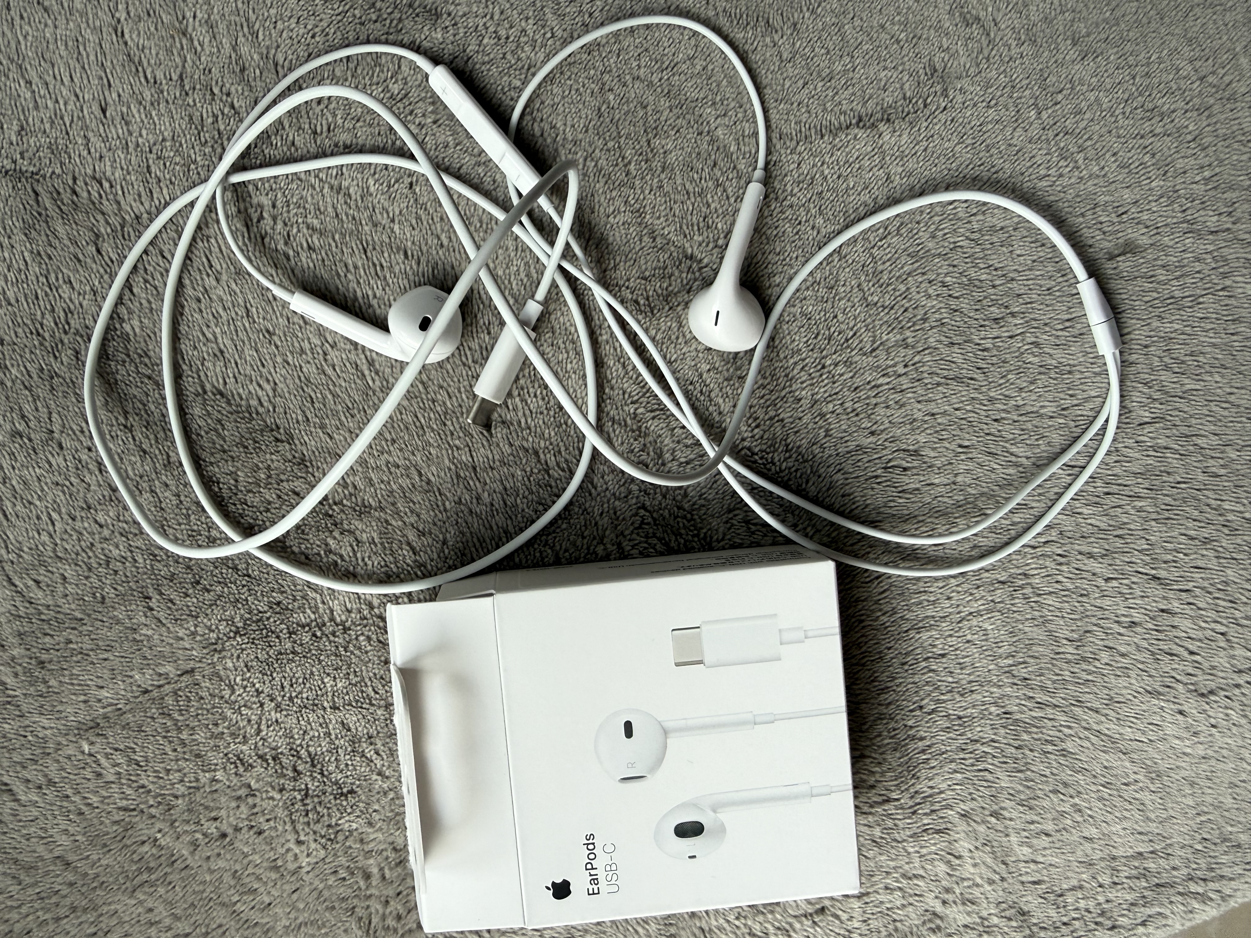 Apple/苹果 EarPods USB-C有线耳机 type-c有线耳机  iPhone 18有线耳机笔记本耳机游戏音乐 实拍图