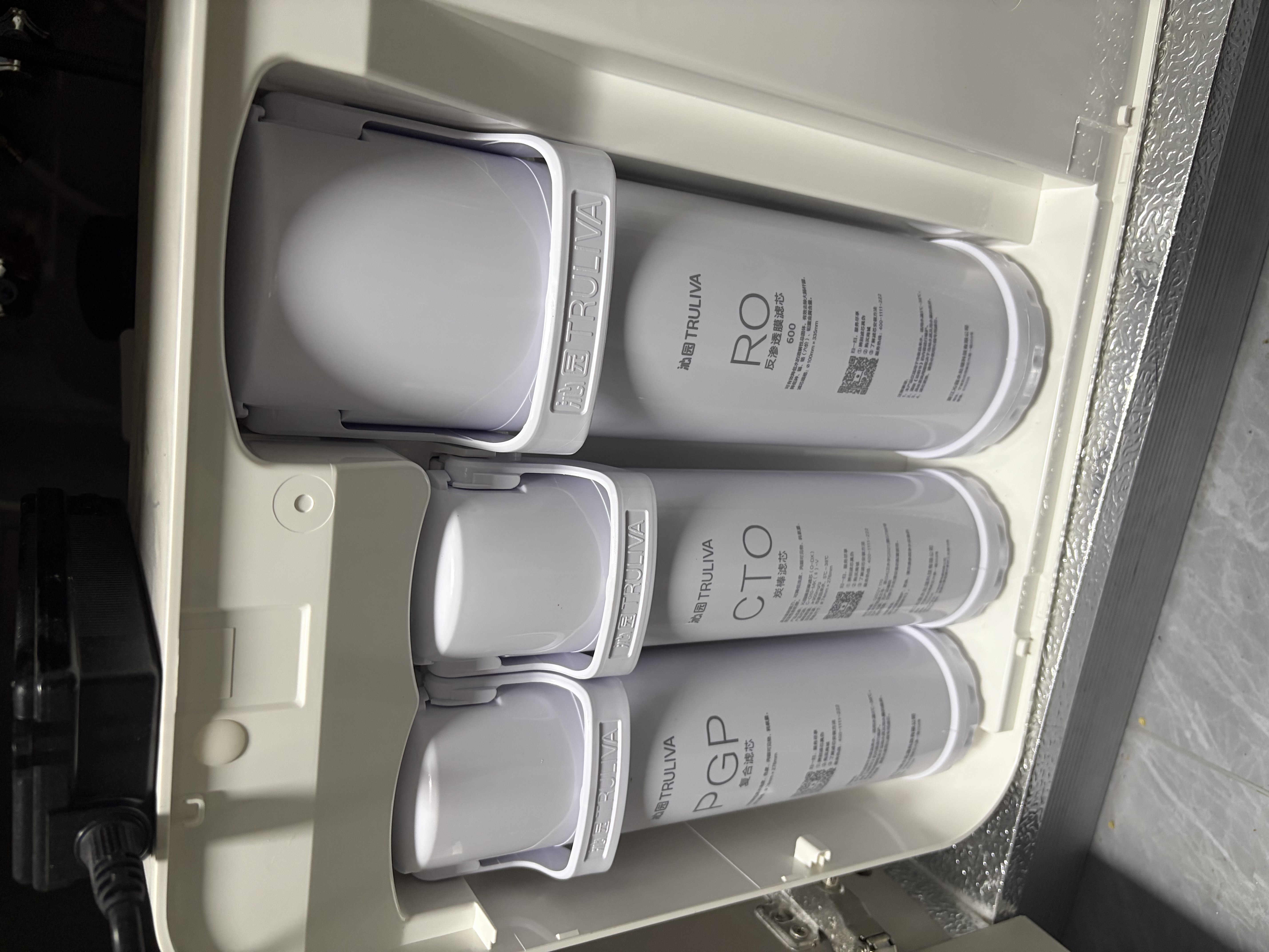 沁园家用净水器滤芯第3级VOC炭棒滤芯 KRL5018/UR-S5876i/5976/51048i C-H10-MK(Ⅱ)/C-O10-MK(Ⅱ)-v 实拍图