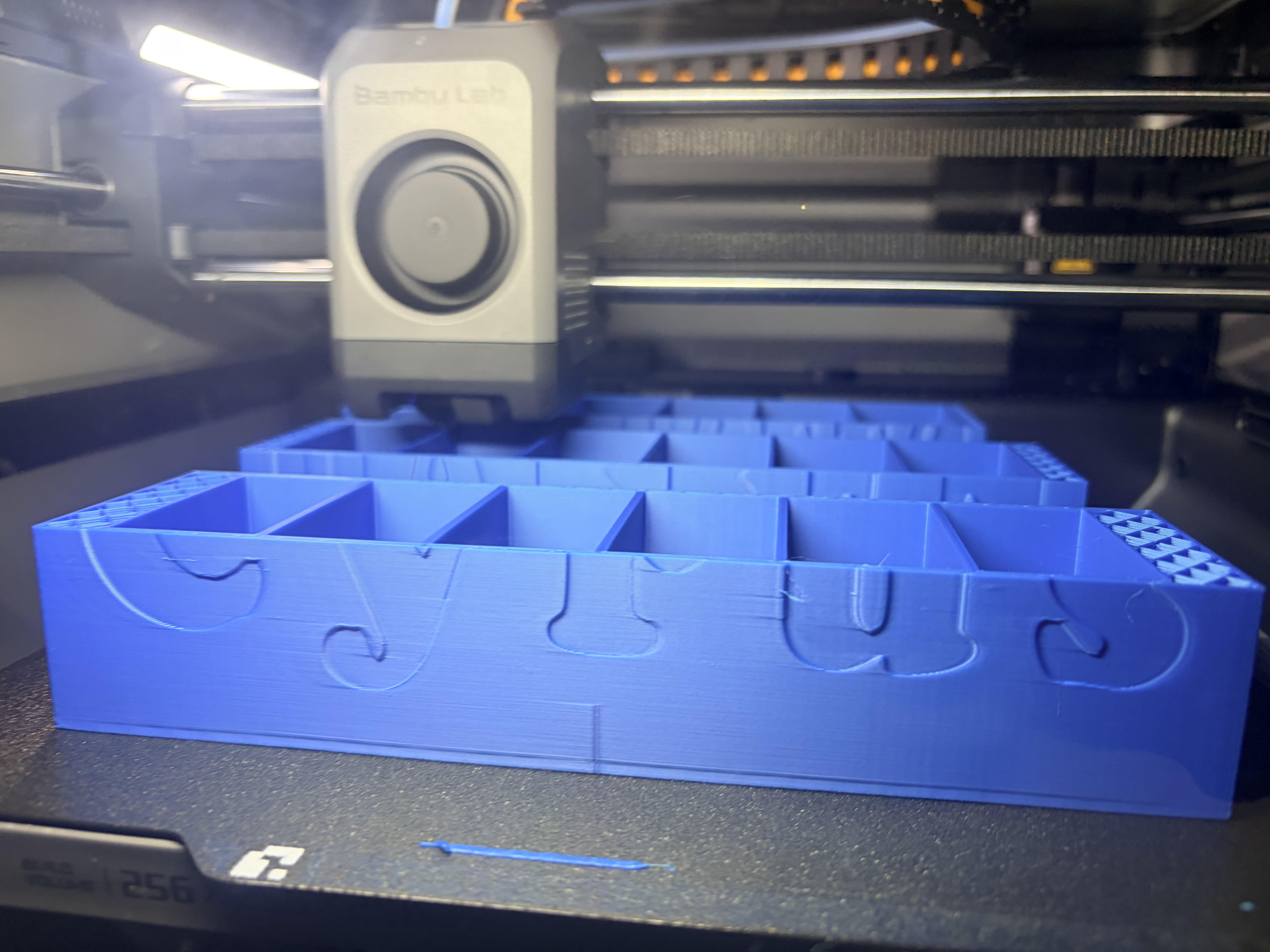 拓竹P2SC 3D打印机器儿童礼物大尺寸FDM家用桌面打印机高精度高速AI监测外吸气冷却烘干 P2S 多色套装 实拍图