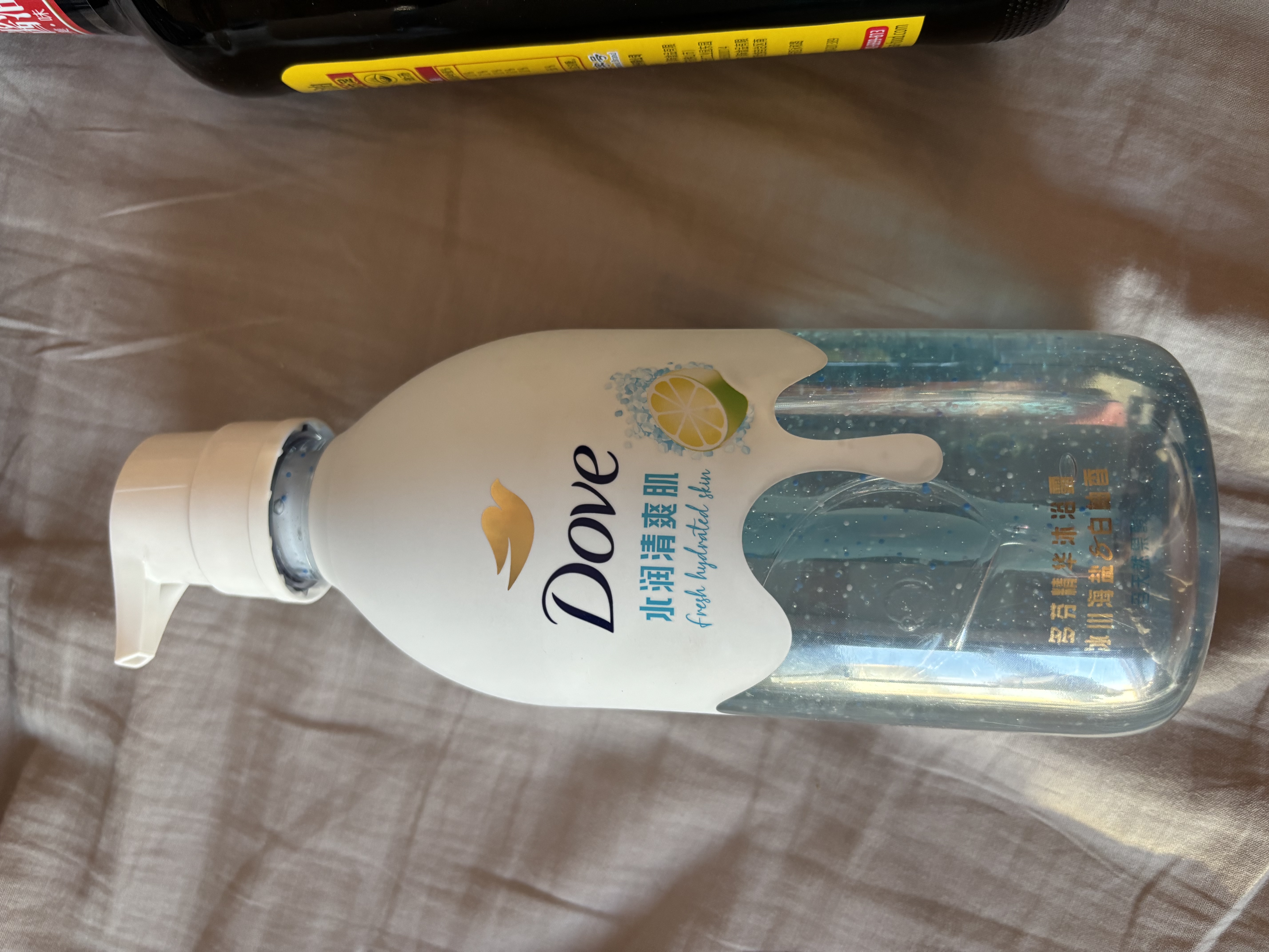多芬（Dove）精华沐浴露430g 冰川海盐白柚 男女持久留香氨基酸沐浴露 实拍图
