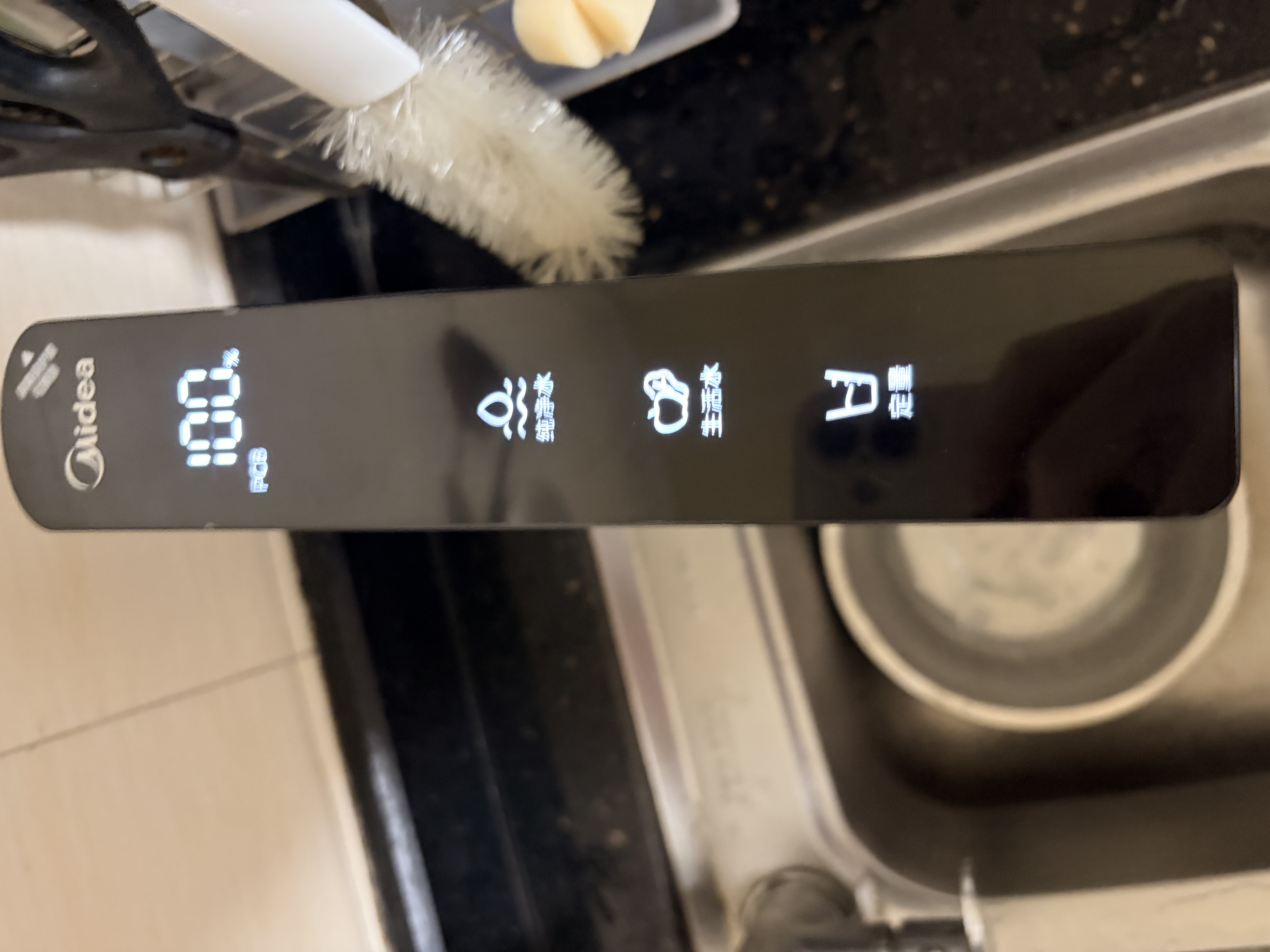 美的（Midea）星河5.0纯水版净水机器1200Gpro【瞬时1400G】抑菌0阻垢剂 6年长效RO反渗透 家用厨下式净水机2.0 实拍图