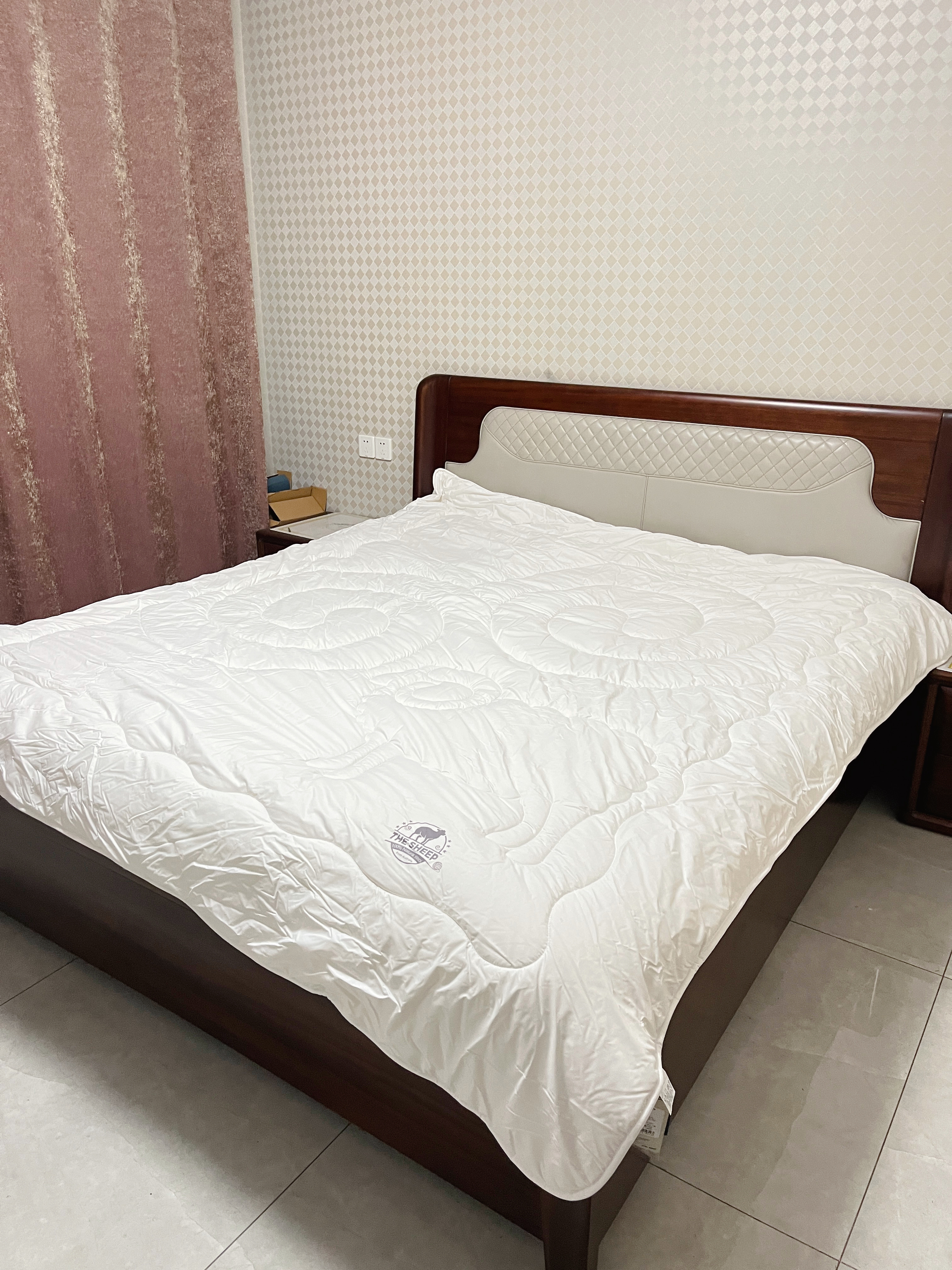 LOVO罗莱 100%澳州羊毛冬被芯子A类抗菌防螨升温5.8斤200*230cm白 实拍图