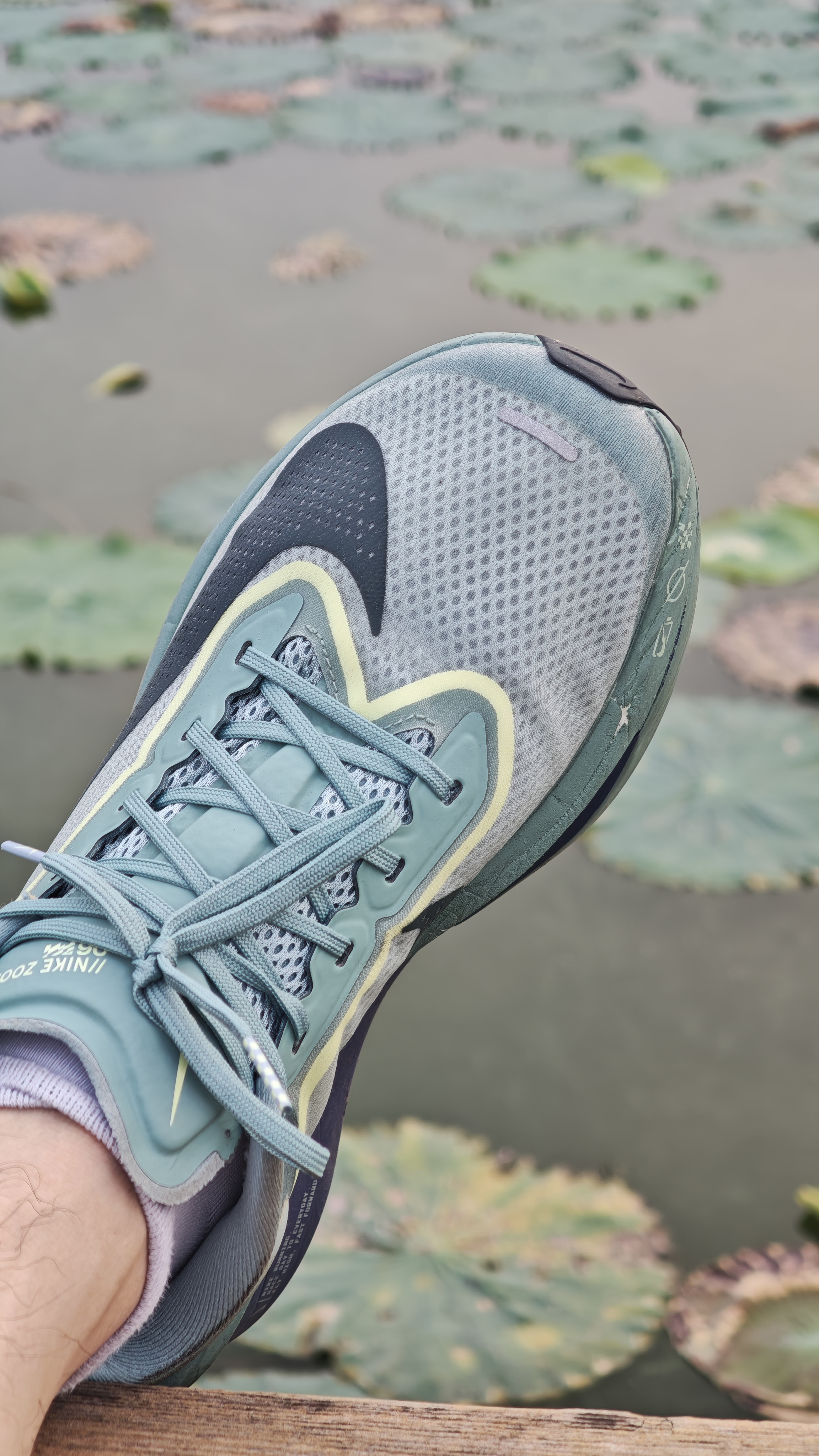 耐克NIKE男子 碳板跑步鞋 ZOOM FLY 6 运动鞋FN8454-003绿 42 实拍图