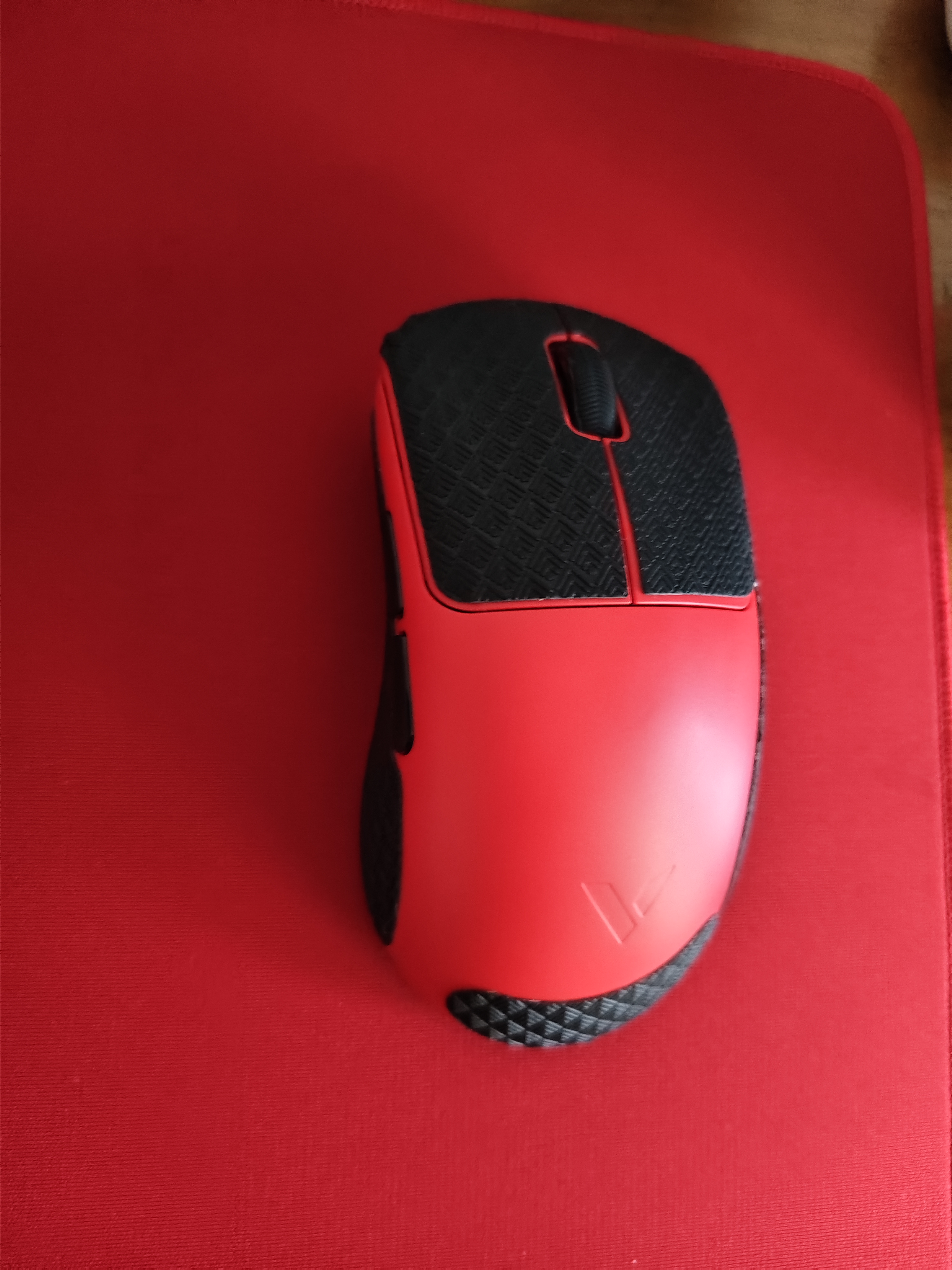 雷柏（Rapoo）VT3sPRO V2版 中小手无线/有线双模游戏鼠标 轻量化PAW3955引擎三角洲行动fps吃鸡电竞 熔岩红 实拍图