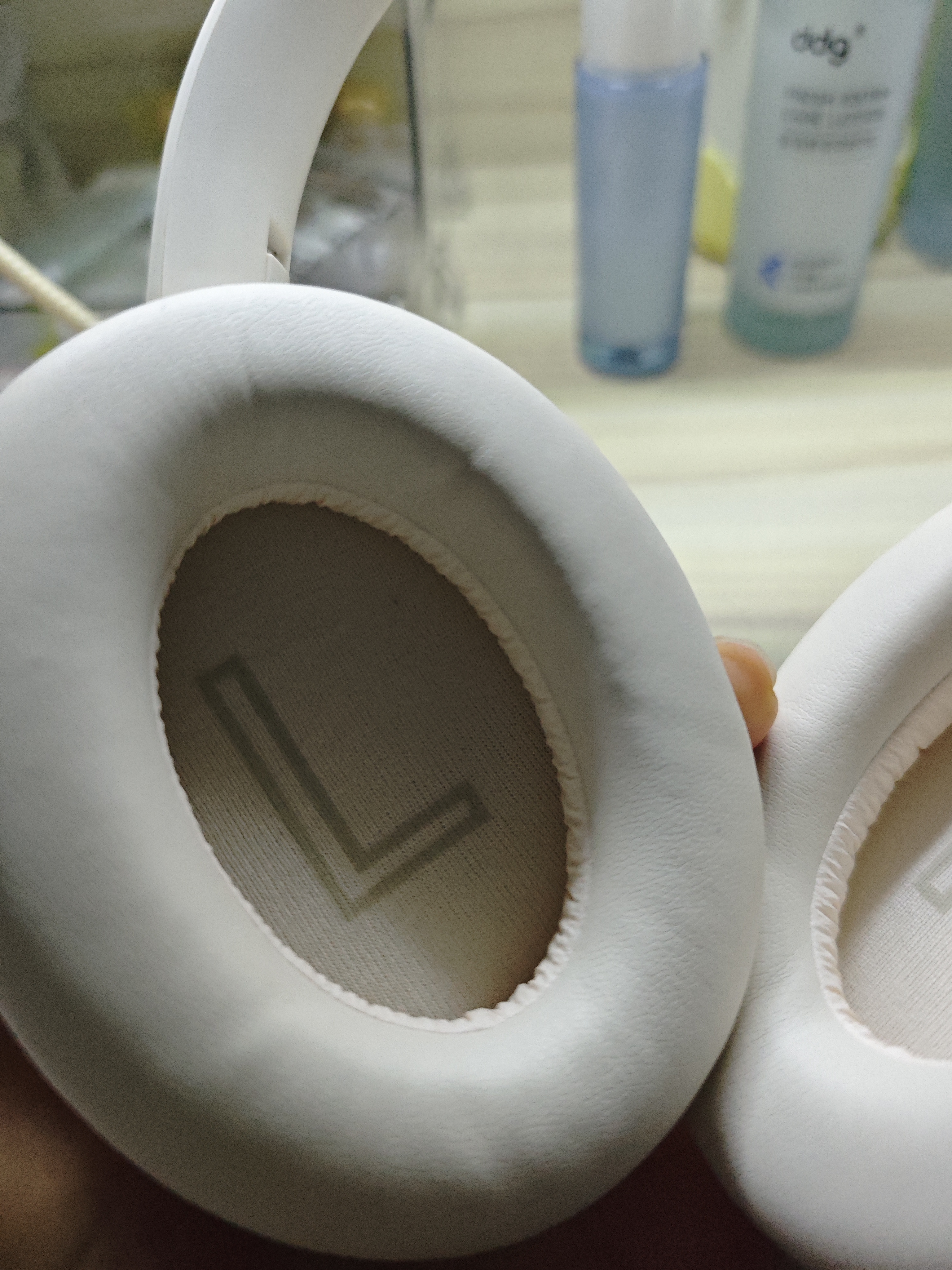iKF T1 Max 主动降噪头戴式蓝牙耳机2026新款蓝牙6.0无线有线hifi音质电竞游戏低延迟超长续航云岩白 实拍图