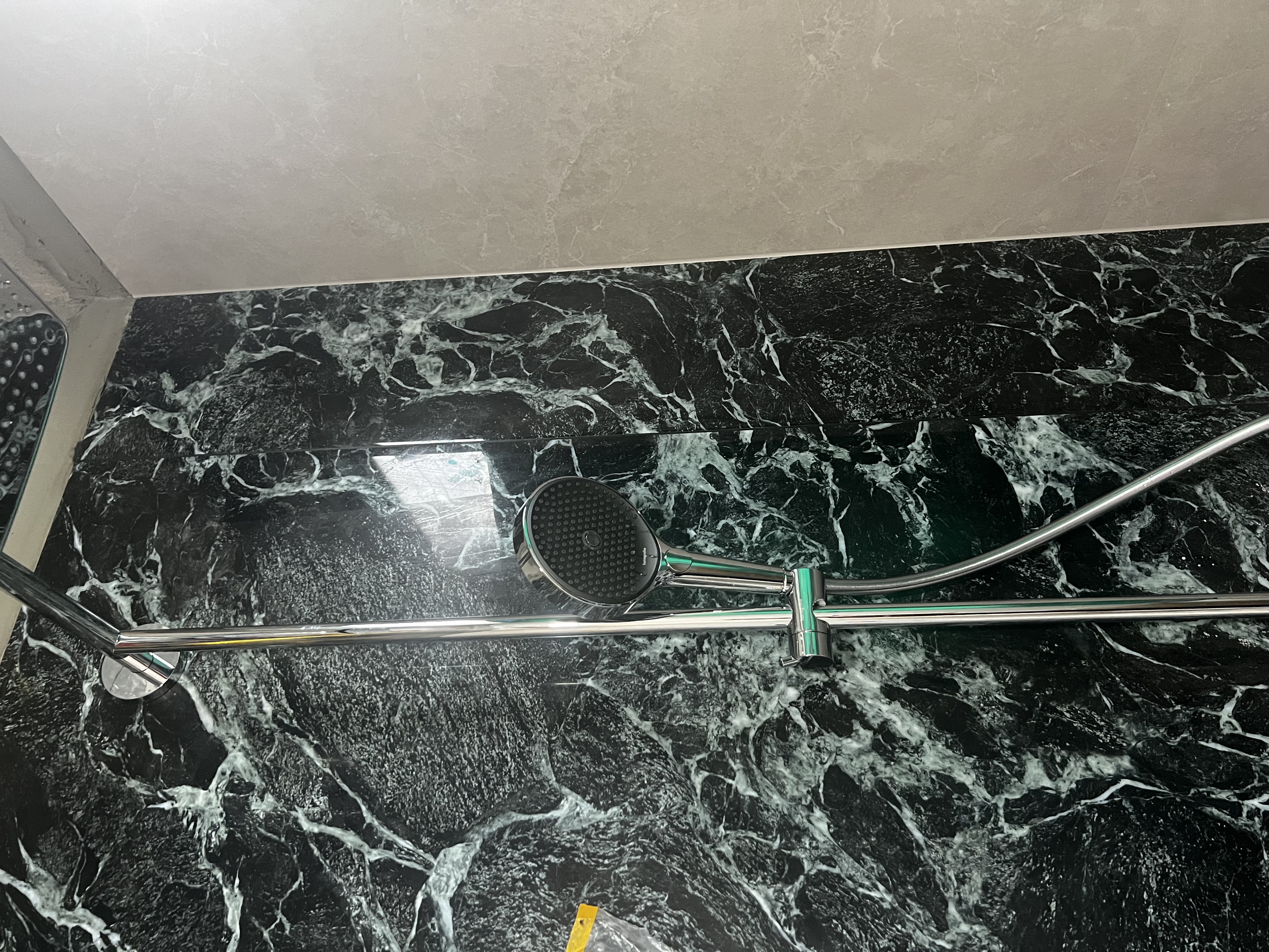 汉斯格雅（Hansgrohe） 双飞雨恒温花洒240超大顶喷带下出水龙头柯洛玛套装多功能淋浴器 旗舰款：26777-升级境雨手持【可选圆顶喷】 实拍图