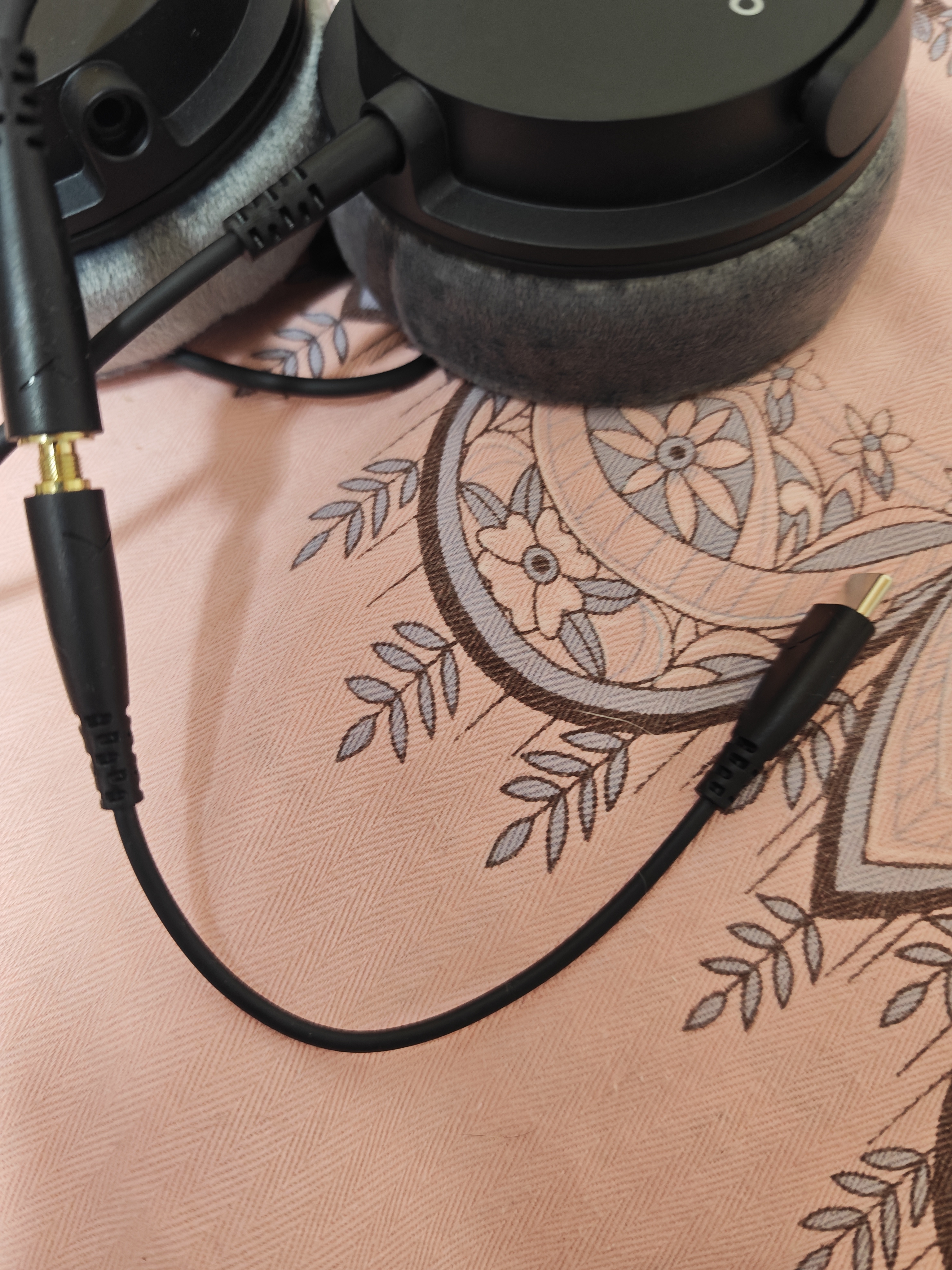 拜雅（beyerdynamic）DT 270 PRO 头戴式专业监听 便携 包耳式录音室封闭式专用耳机 45欧 【送礼推荐】 实拍图