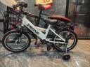 奥仕龙 儿童自行车3-4-5-6-7-8岁小孩单车宝宝脚踏单车男女孩小学生童车 【升级款白】旗舰版+加宽闪光轮 16寸 适合100-120cm 实拍图