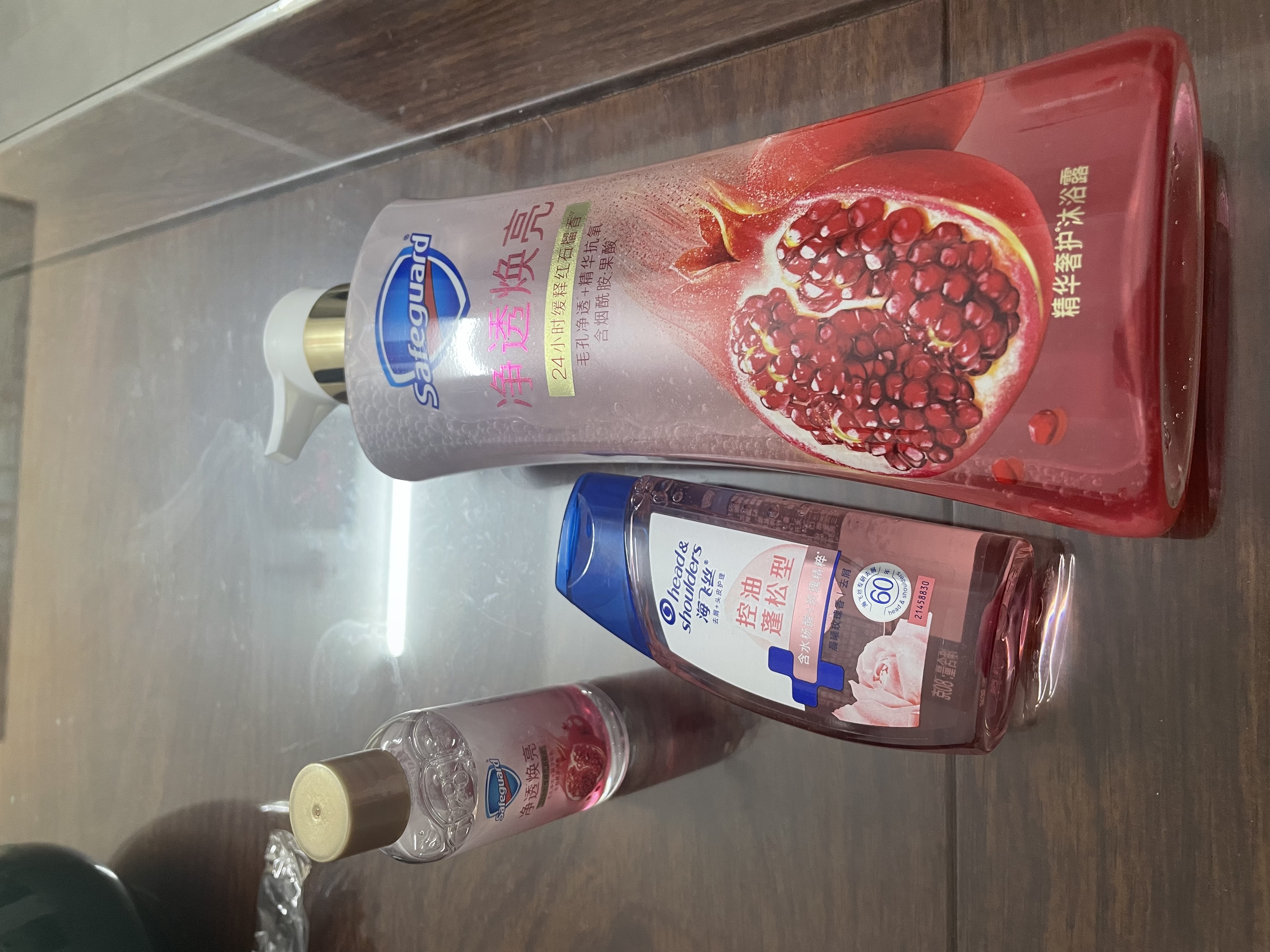 舒肤佳净透香氛沐浴露红石榴香45g 添加果酸留香(啫喱质地)新老包装随机 实拍图