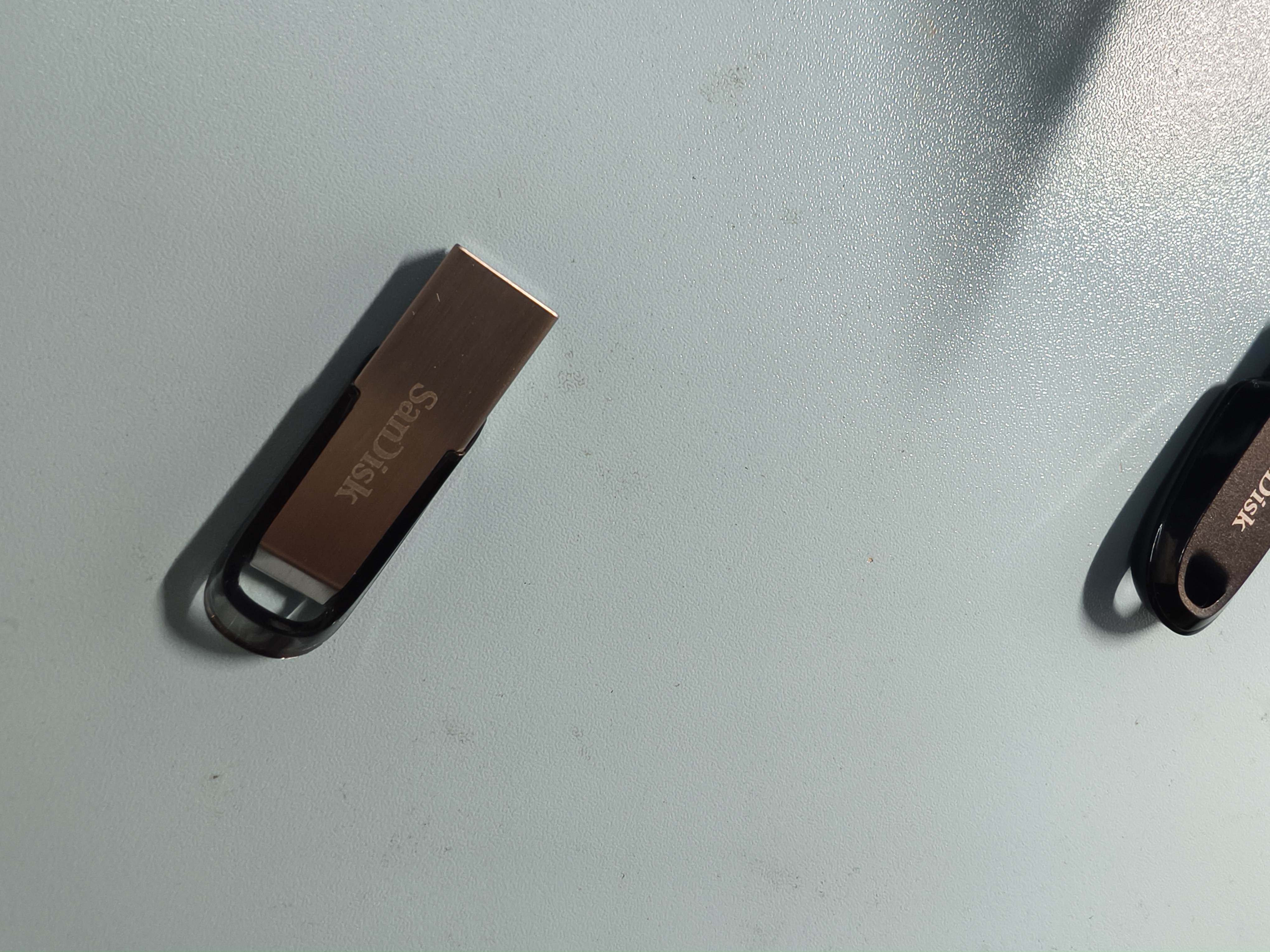 Sandisk闪迪64GB U盘 CZ73 安全加密 数据恢复 学习电脑办公投标 小巧便携 车载 大容量金属优盘 实拍图