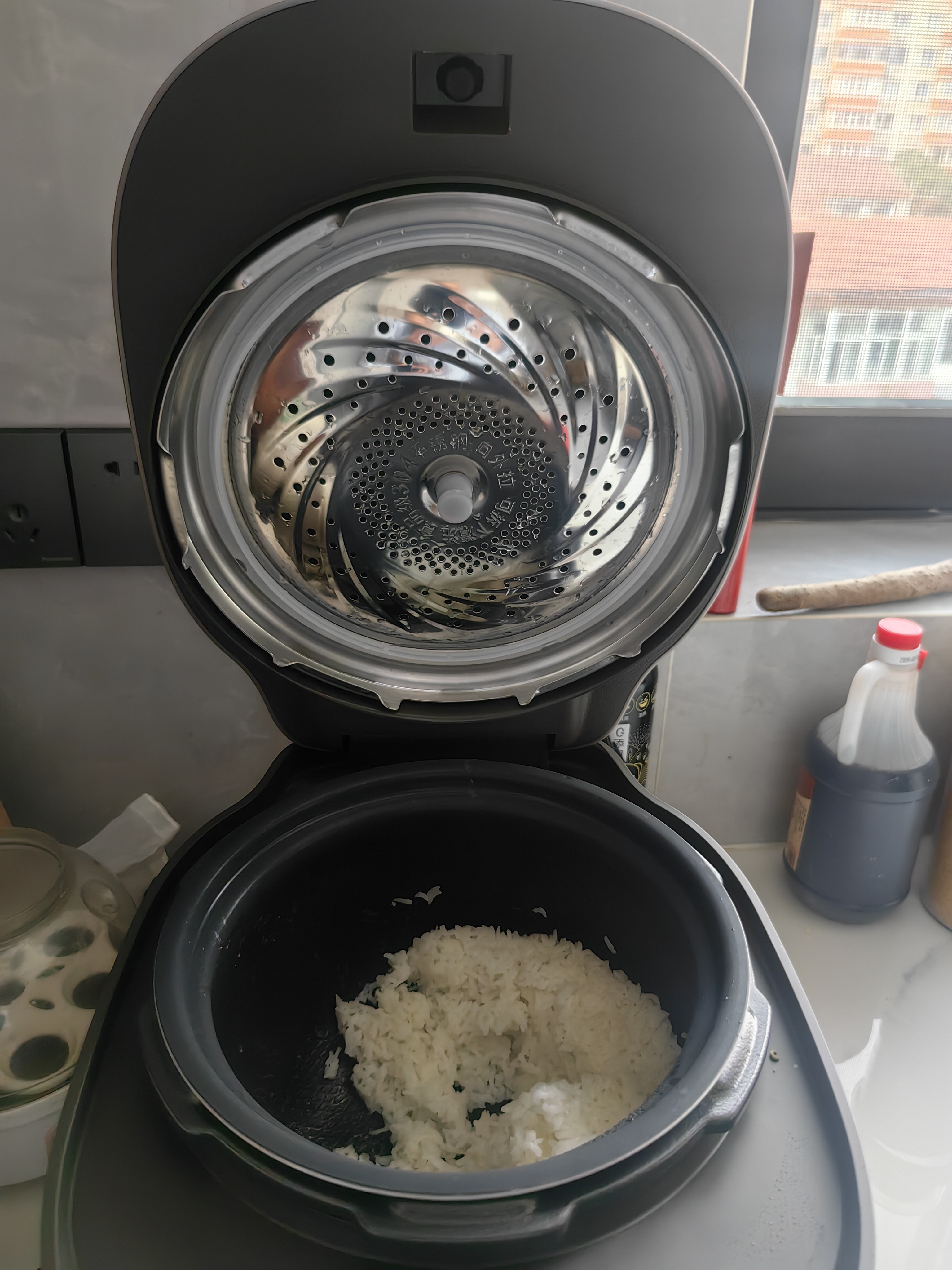 苏泊尔（SUPOR）航天级纯钛新品100kPa鲜呼吸电压力锅5L 2200W IH猛火高压锅 6分钟快速菜 家用4-6人 SY-50FH5992Q 实拍图