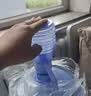 冇觅优品手压式抽水器桶装水压水器饮水机水泵矿泉水上水器手动取水吸水器 实拍图