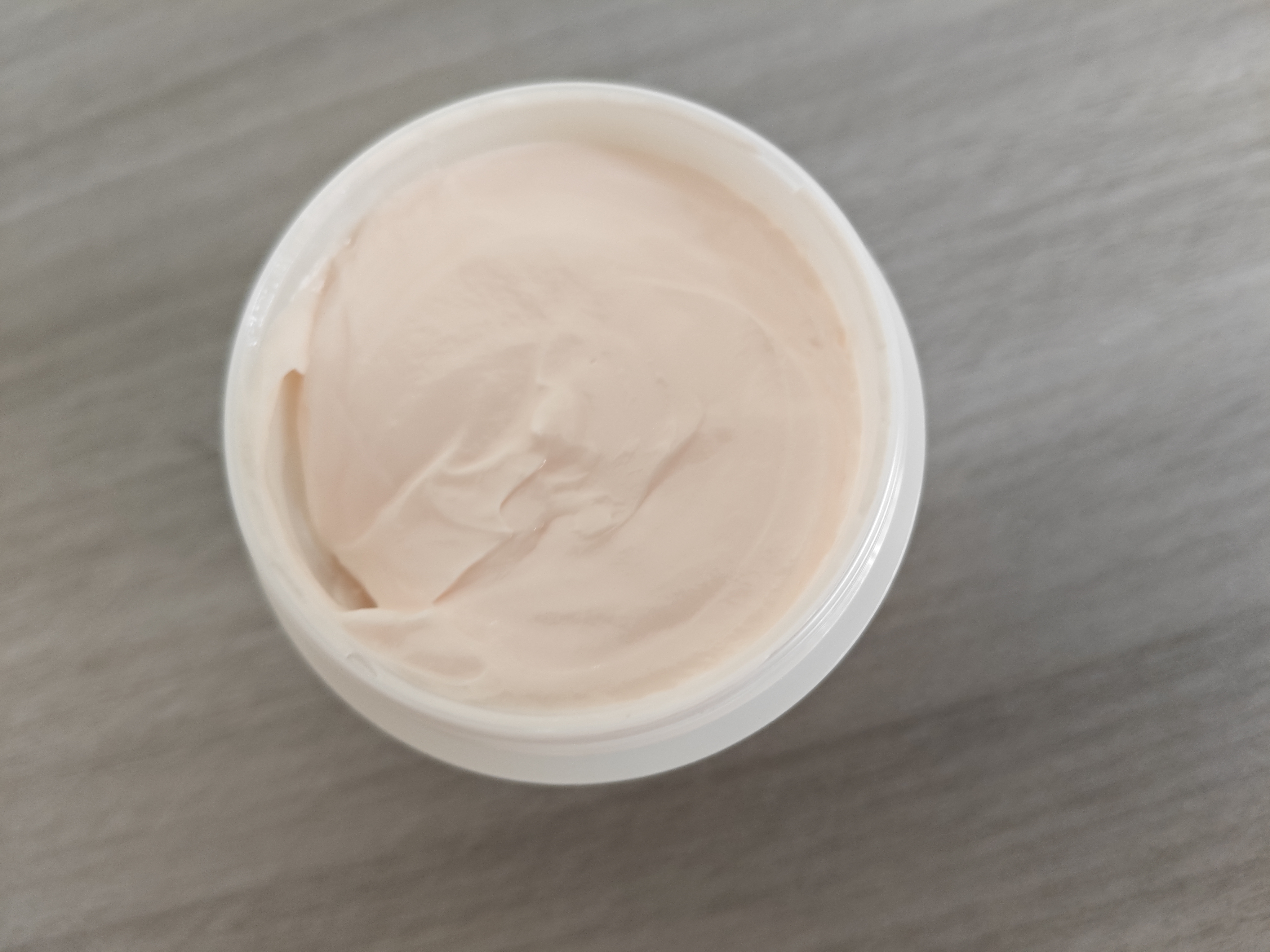 玉兰油（OLAY）水润透亮润肤霜白里透红面霜提亮肤色保湿【原美白润肤霜升级版】 透亮润肤霜50g 实拍图