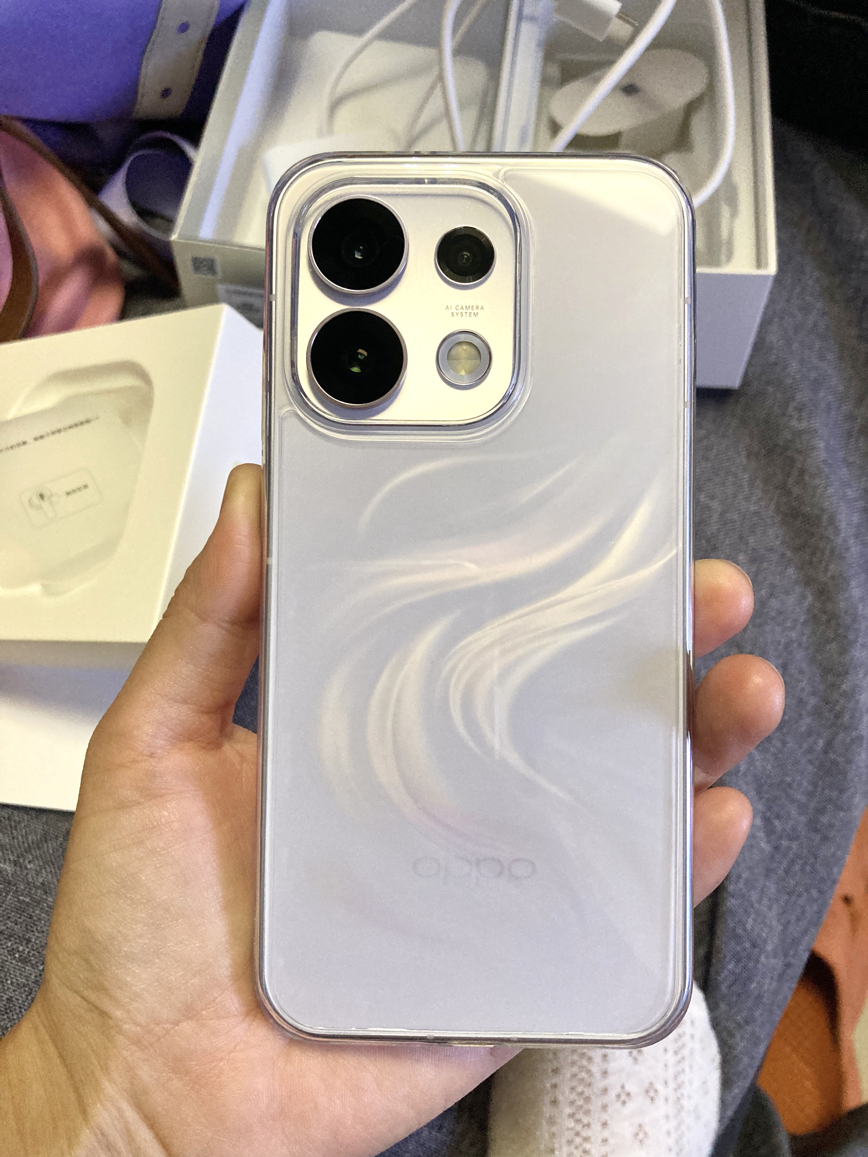 OPPO Reno16 12GB+512GB 紫色 2亿像素实况神机 5G小直屏智能拍照手机 学生游戏新品 国家补贴 实拍图