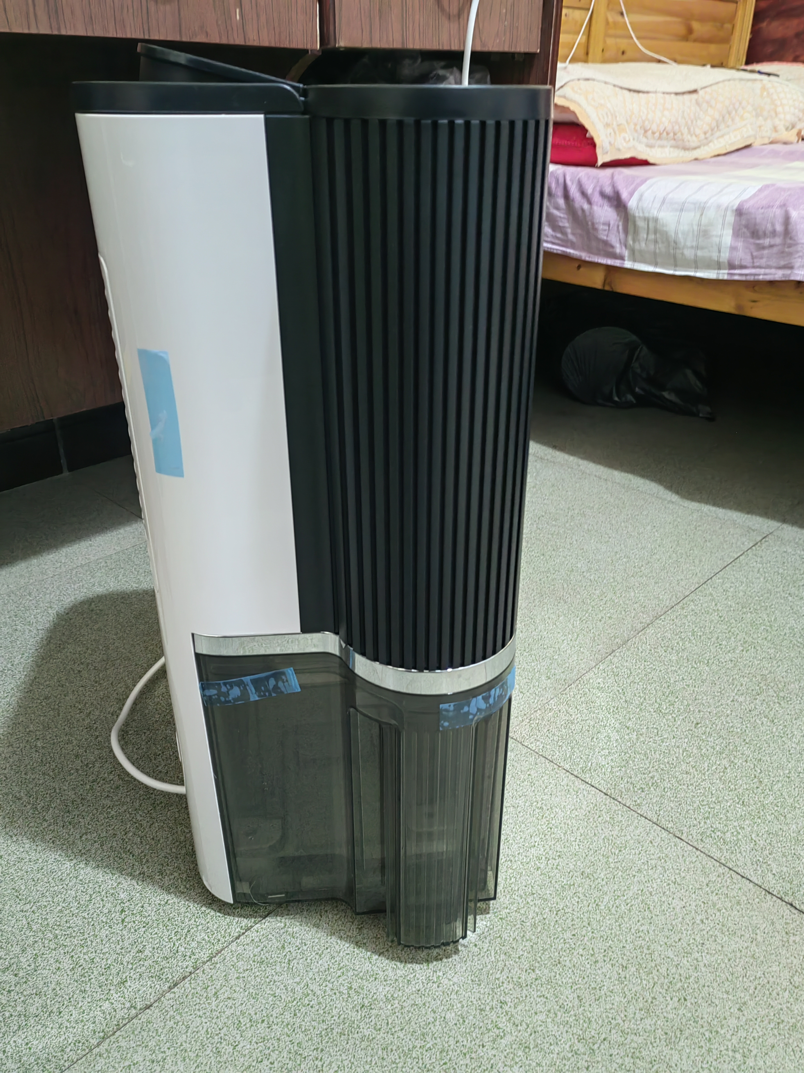 德业（Deye）除湿机/抽湿机 除湿量25升/天 45㎡家用轻音地下室除潮除湿器干衣机客厅卧室 手机智控DYD-T22A3 实拍图
