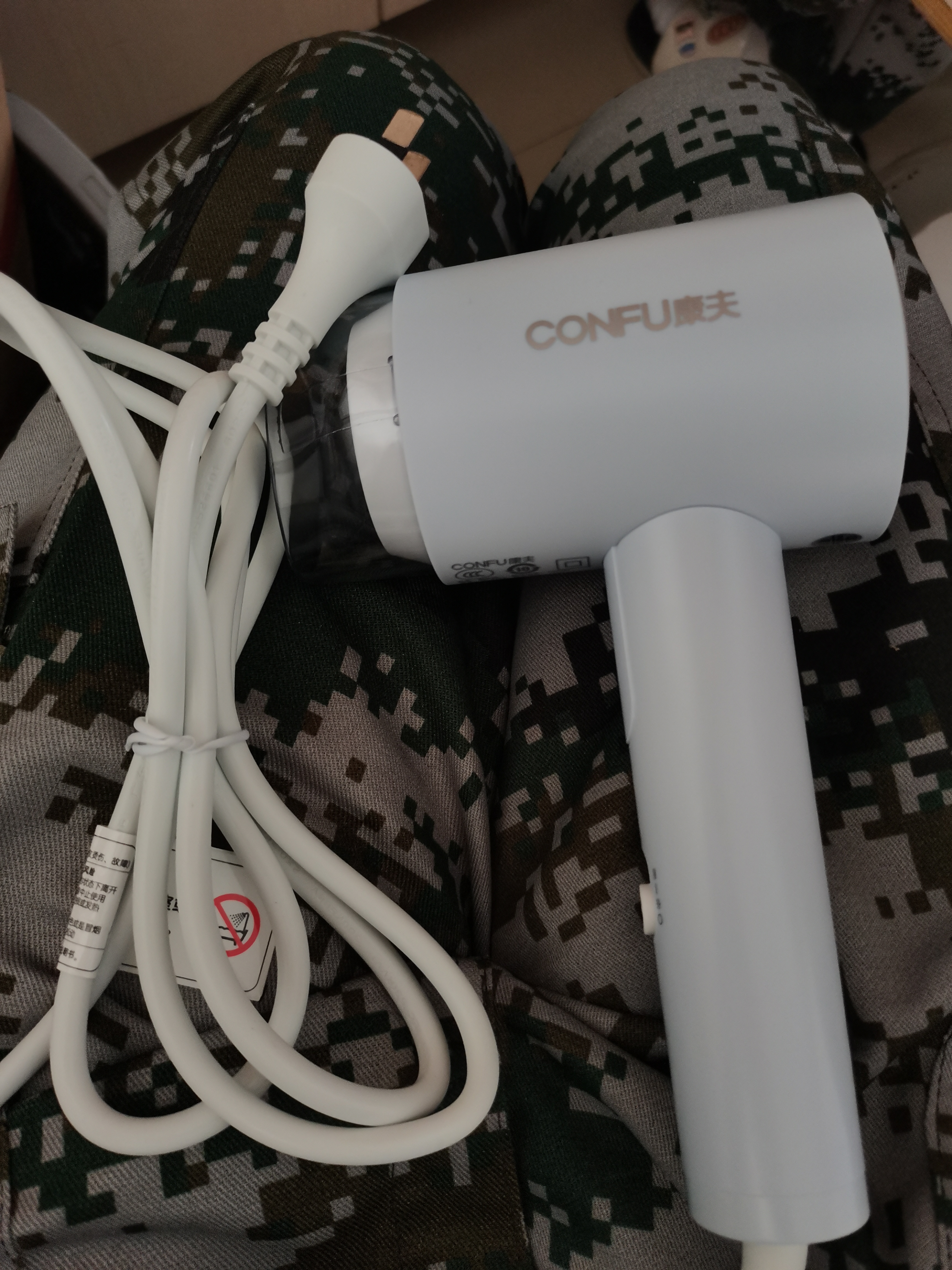 康夫（CONFU）吹风机学生宿舍专用1100w小功率速干不伤发家用小型便携迷你折叠电吹风筒KF-3152雾屿蓝生日礼物 实拍图