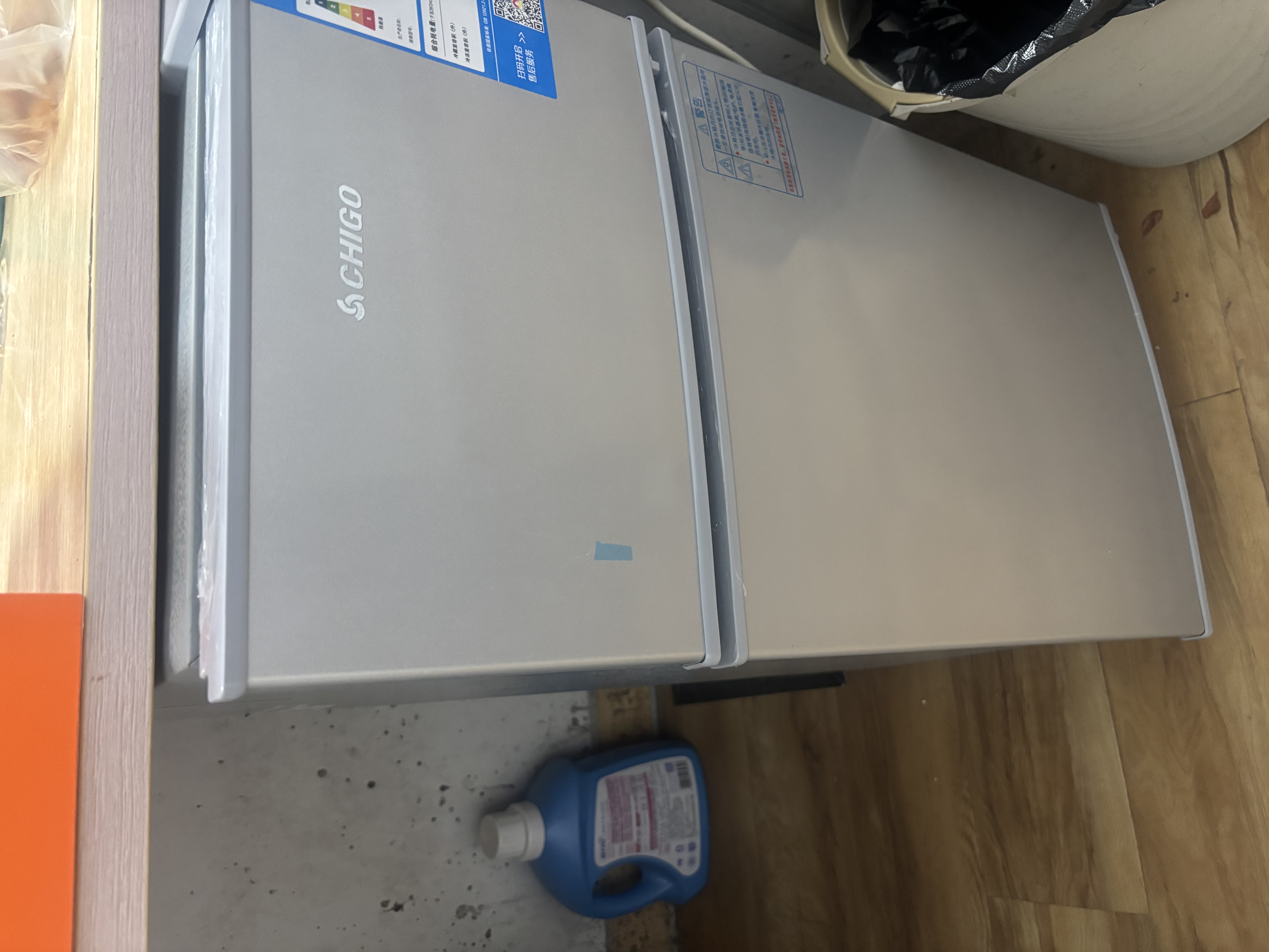 志高（CHIGO）小冰箱迷你小型家用冷藏冷冻两用宿舍出租房用双门办公室电冰箱节能省电 【一级能效】66L银色【全国联保丨节能省电】 实拍图