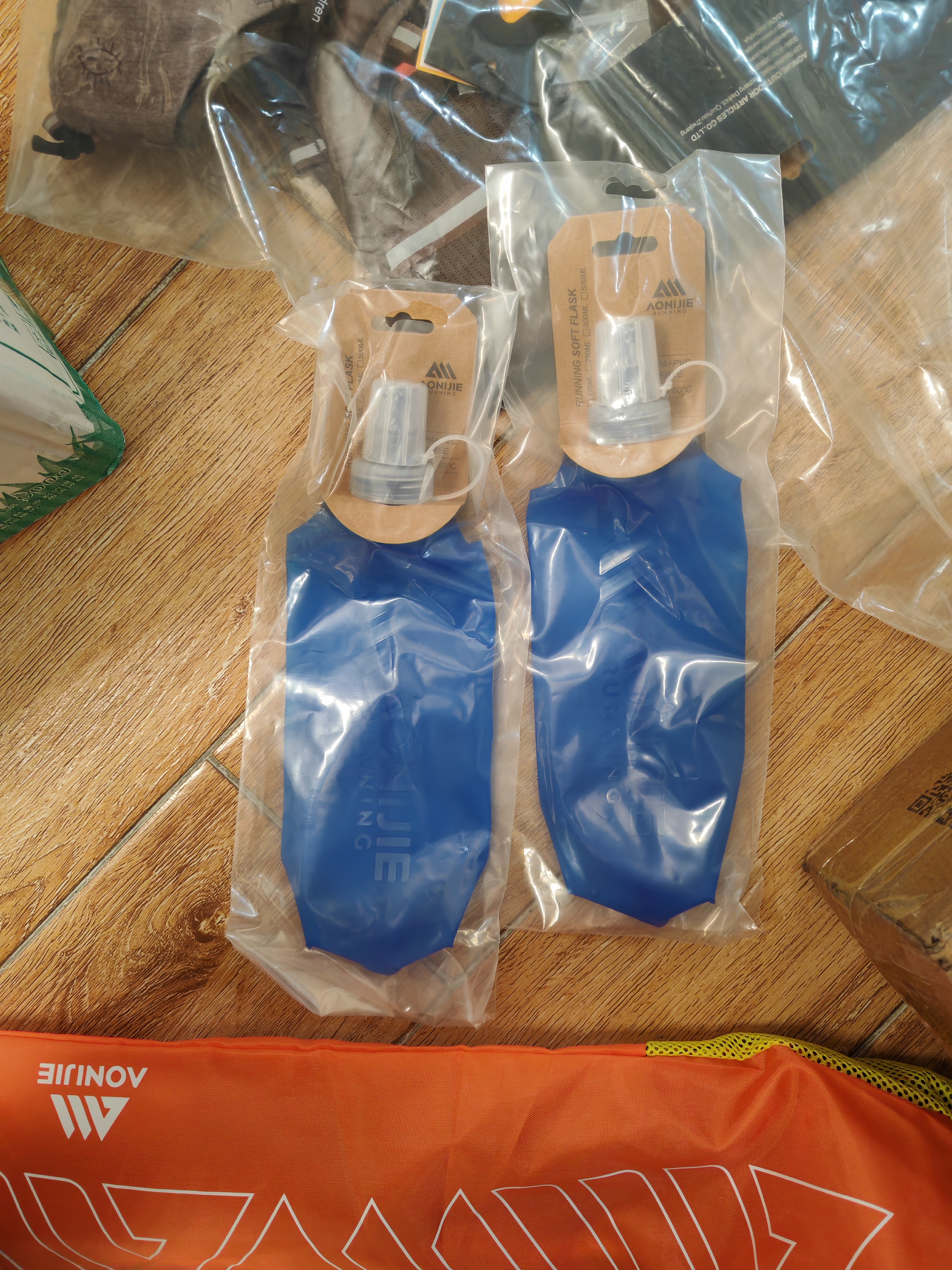 奥尼捷（AONIJIE）亲子越野跑背包10L专业户外轻量化跑山双肩包大容量徒步水壶包 实拍图