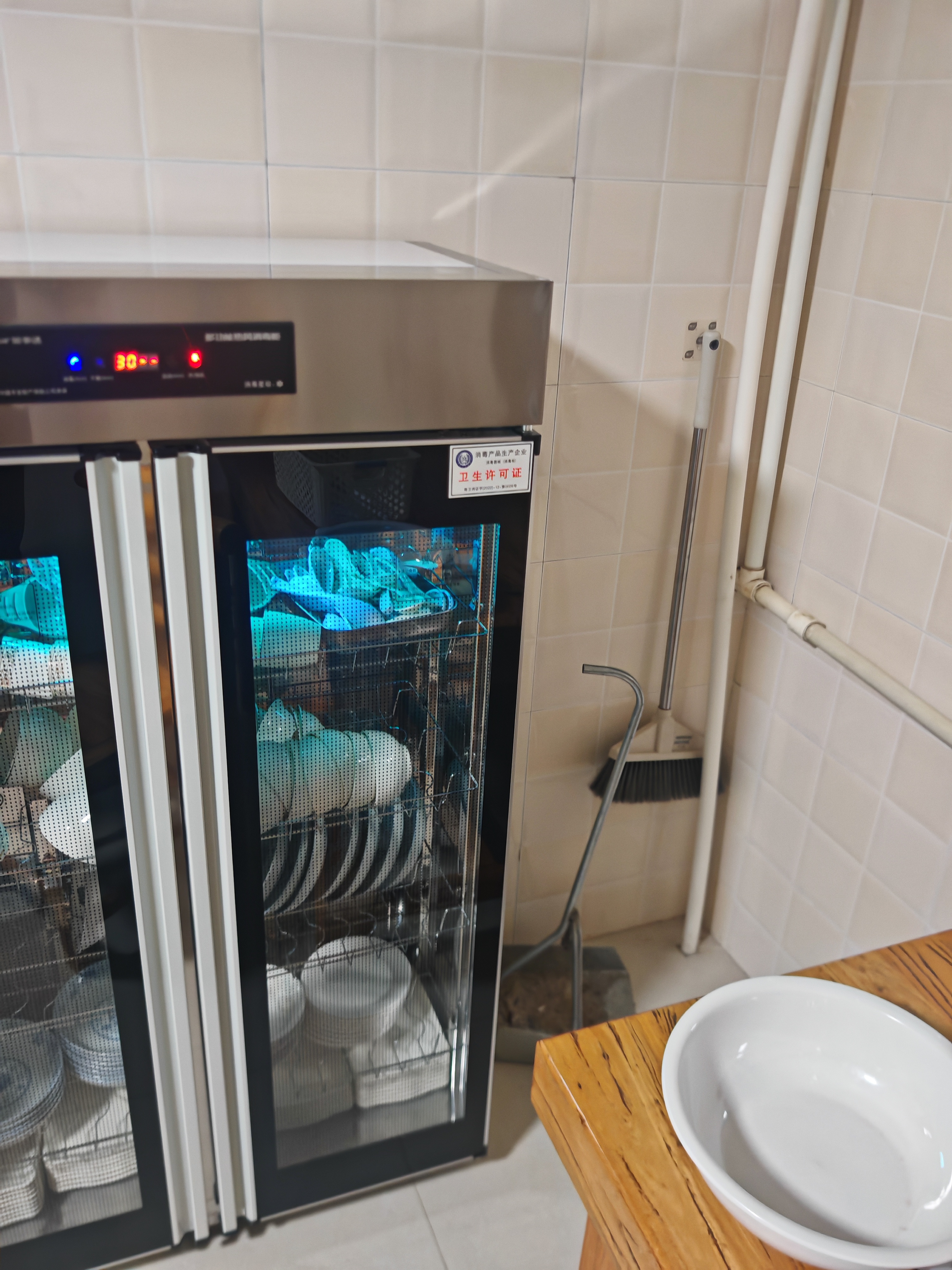 荣事达消毒柜商用立式大容量热风循环餐具紫外线碗柜双门不锈钢食堂餐饮饭店酒店餐厅 700D11大容量双门【一星级 丨热风烘干丨智能触控】 实拍图