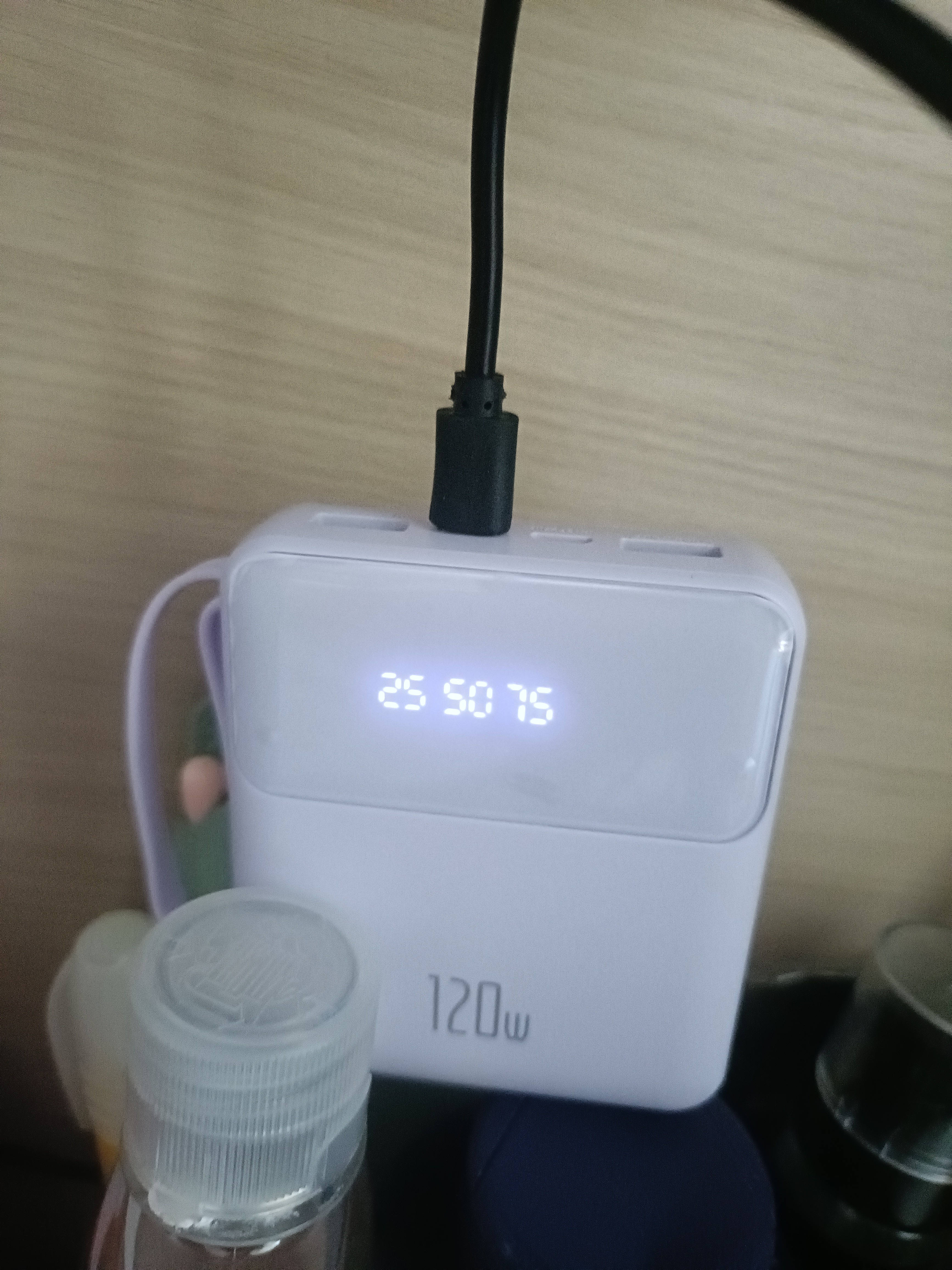 3C认证充电宝20000毫安大容量超级快充自带线可上飞机移动电源 紫-标准版【自带四线+普通快充】 【极速发货/次日达】可上飞机 实拍图