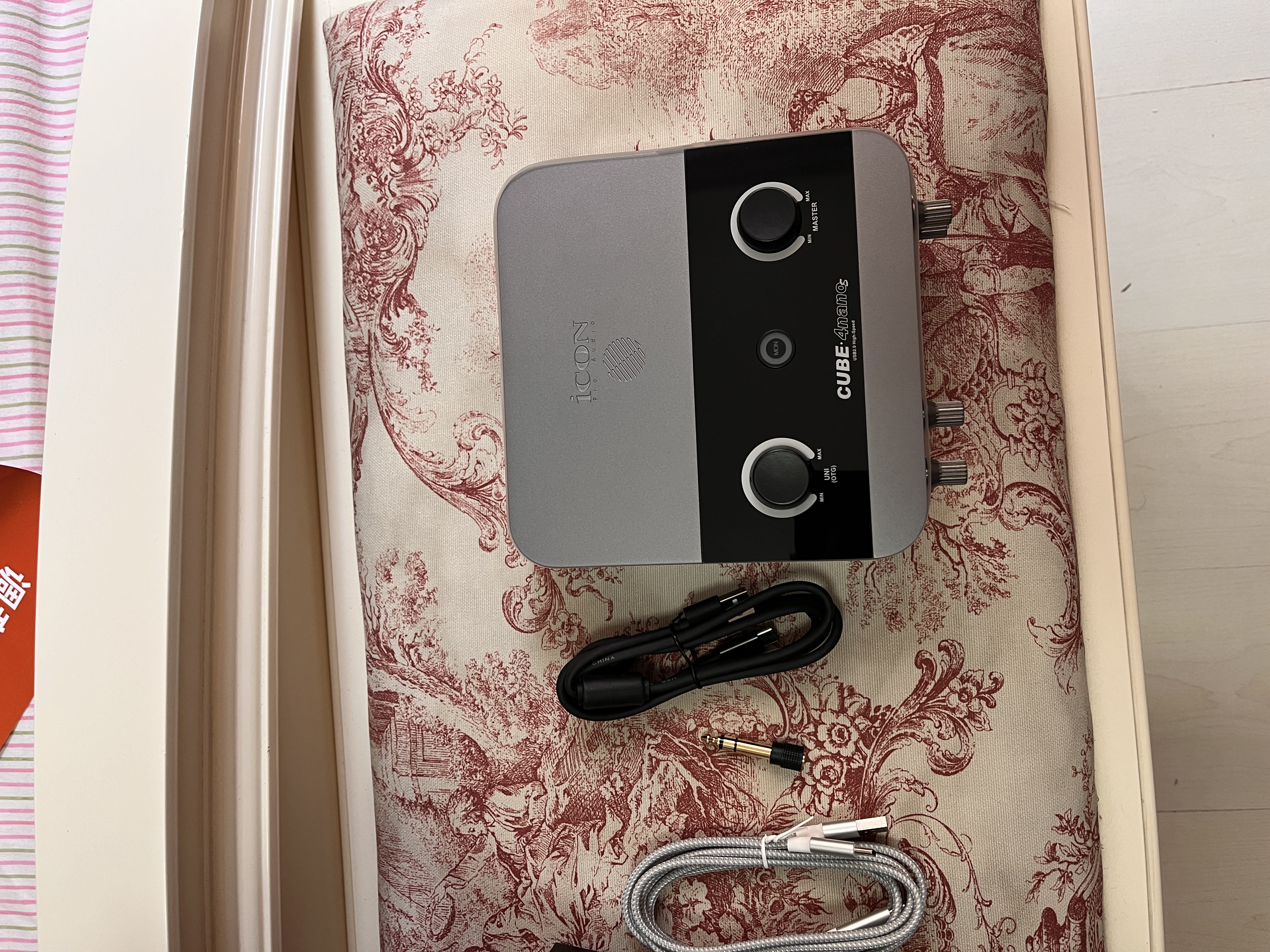 艾肯声卡 4nanoS新款外置艾肯声卡直播设备 主播直播声卡喊麦专业录音k歌唱歌直播机电脑声卡设备调试 实拍图