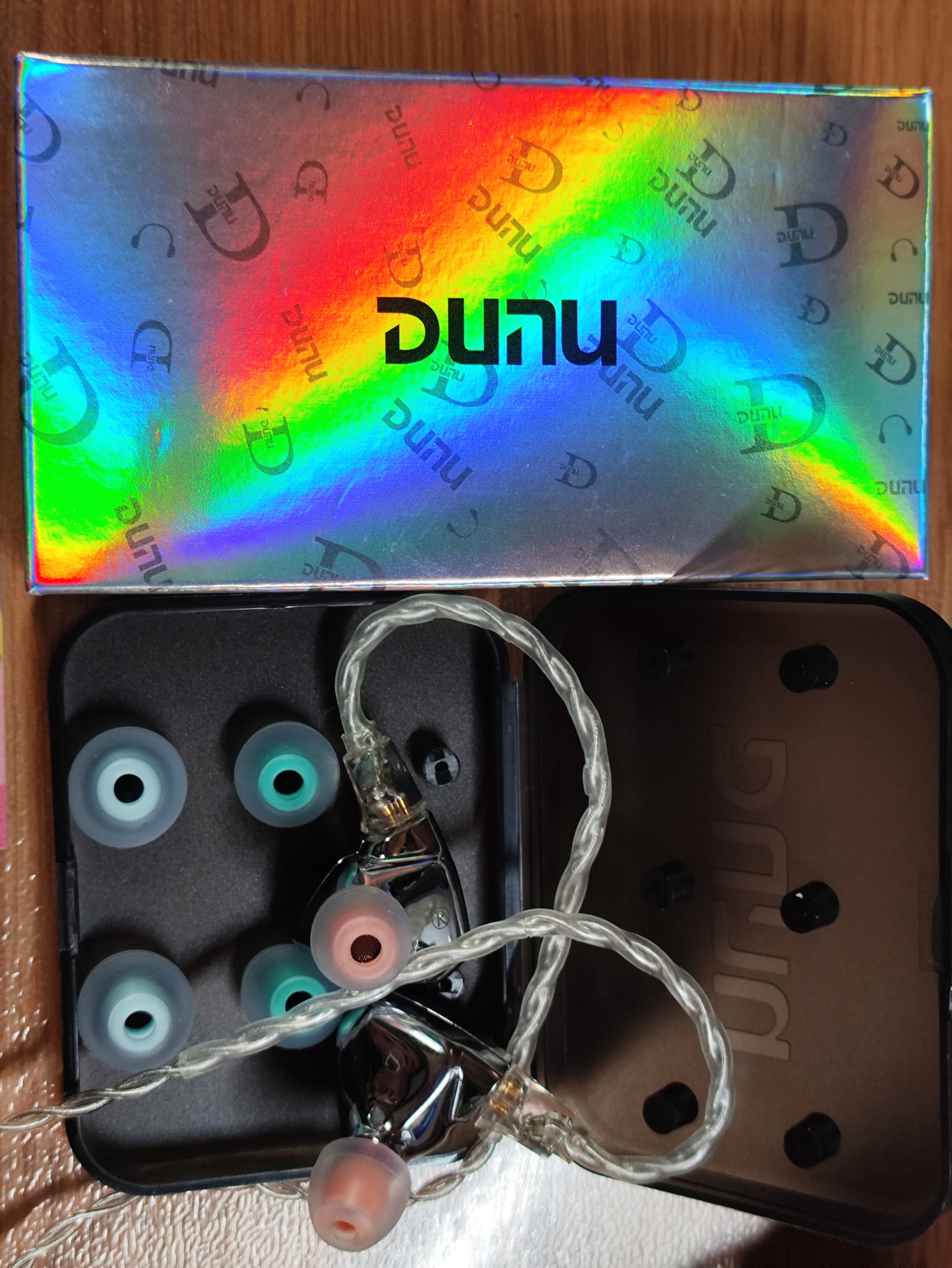 达音科（DUNU） 耳机套入耳式硅胶套耳帽胶圈软塞套耳塞适用于AKG铁三角漫步者Beats森海有线耳机 Candy 糖果套 S/M/L 各一对 实拍图