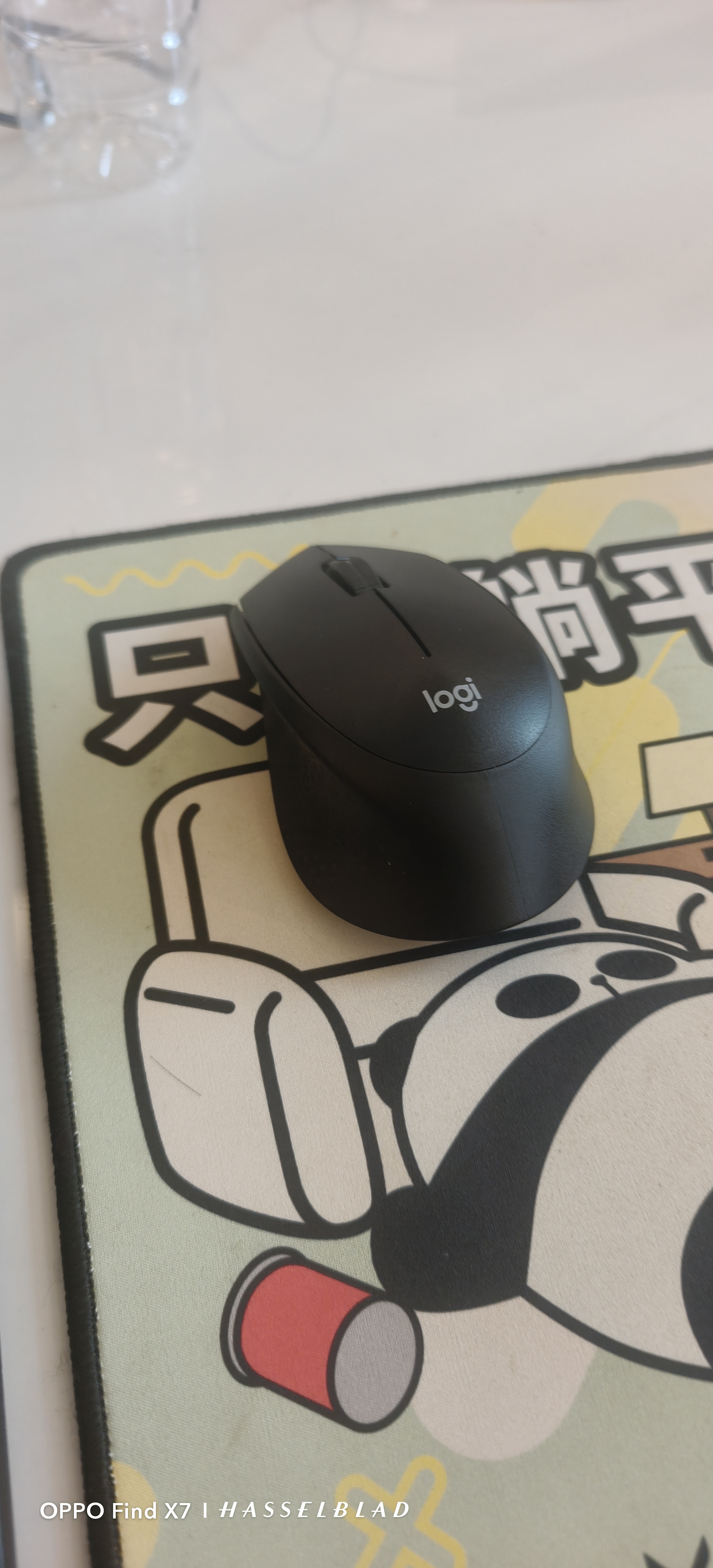 罗技（Logitech）M330 静音鼠标 无线鼠标 办公鼠标 右手鼠标 带无线微型接收器 黑色 实拍图