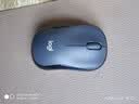 罗技（Logitech）M220 轻音鼠标 无线鼠标 办公鼠标 对称鼠标 带无线微型接收器 灰黑色 实拍图