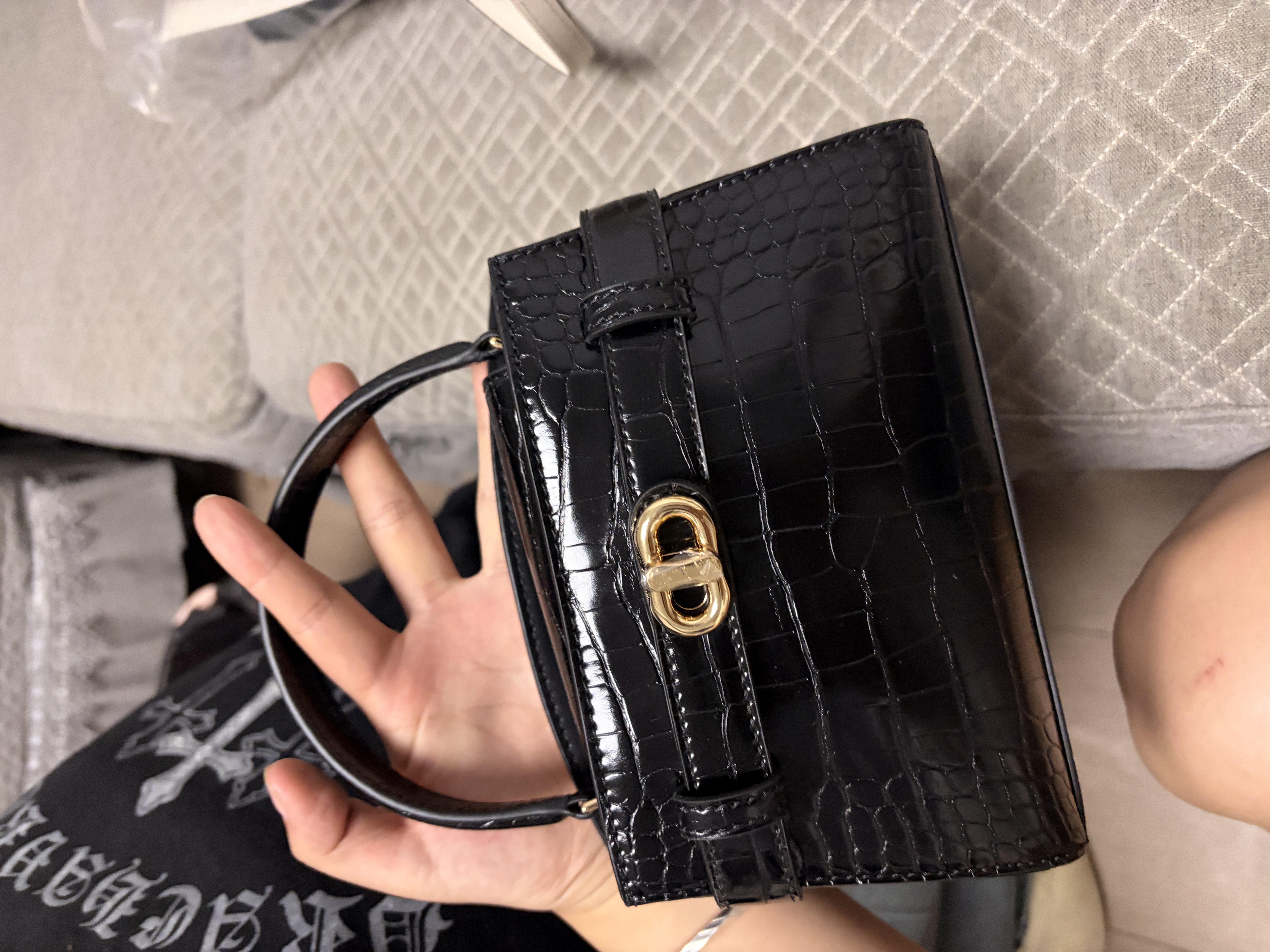 CHARLES&KEITH鳄鱼纹手提包斜挎婚包包女包生日礼物送女友CK2-50270880-1 实拍图