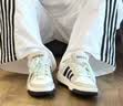 adidas ENTRAP美式校园风运动鞋少年感复古篮球风板鞋阿迪达斯 白色/矾土棕/黑色   42 实拍图