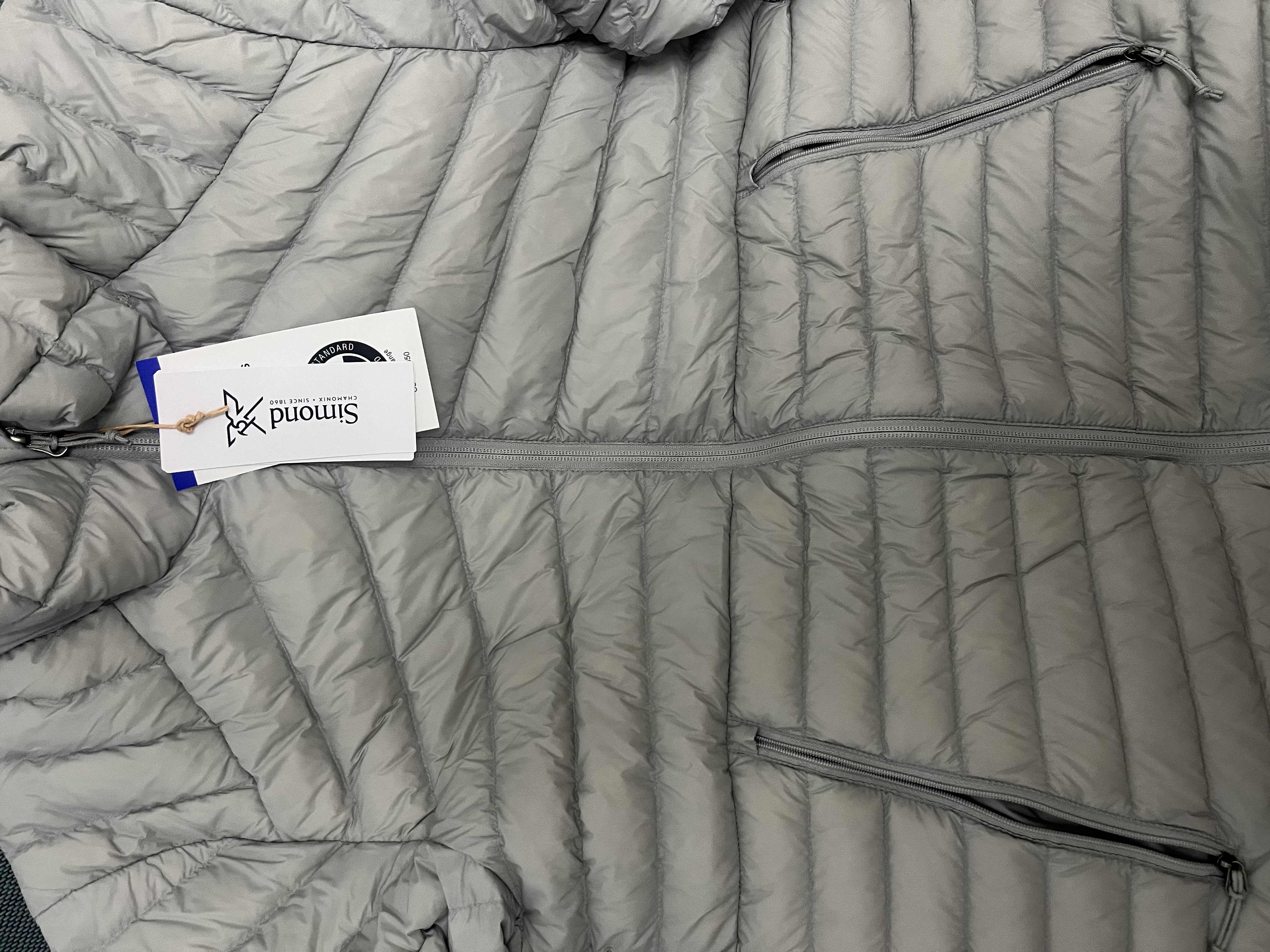迪卡侬（DECATHLON）短款羽绒服轻薄薄外套户外运动保暖内胆排骨羽绒服TREK100 男款-冰川灰-立领 M 实拍图