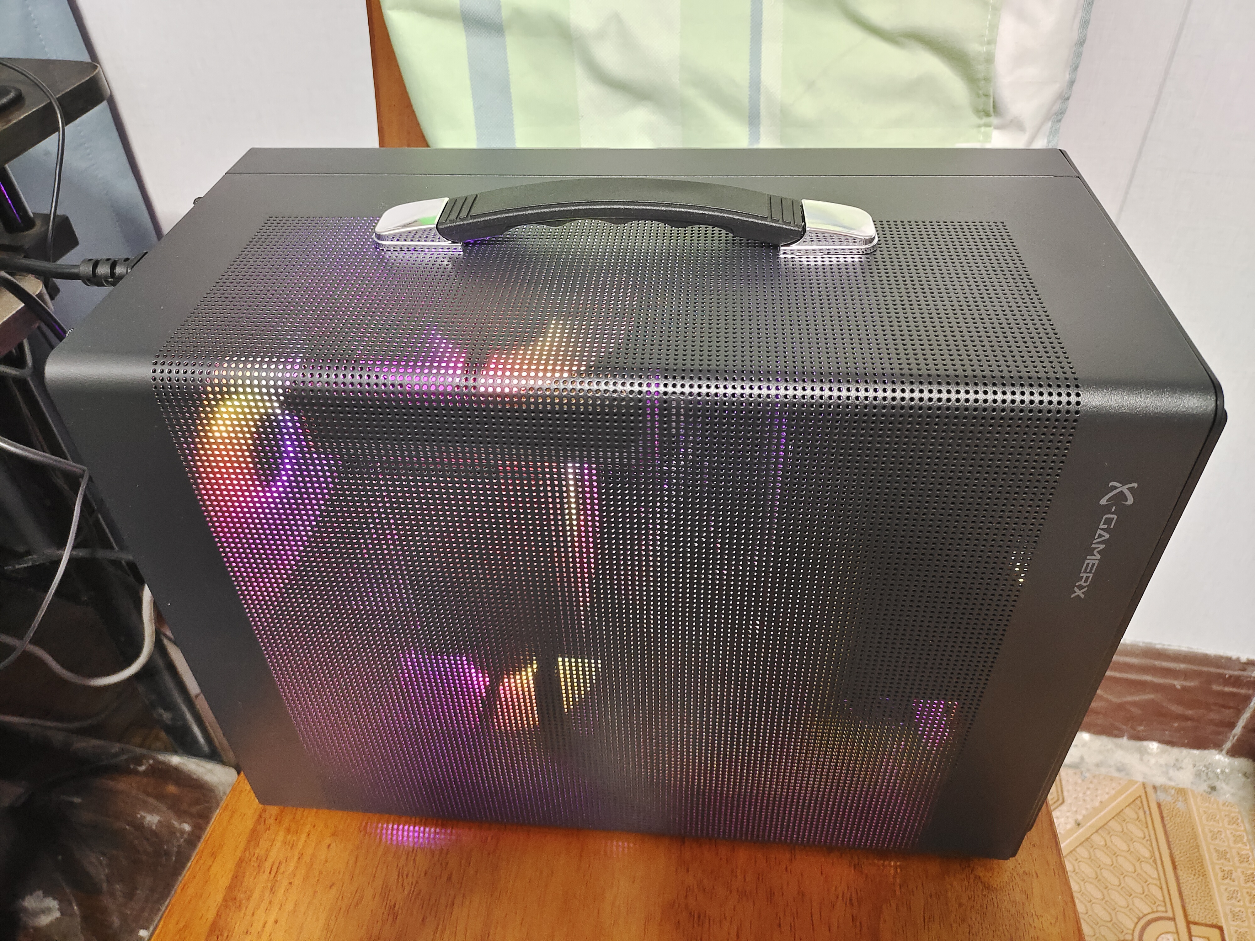 七彩虹（Colorful）主板CPU套装 BATTLE-AX B550M-GAMING WIFI6E V14主板 +AMD 锐龙5 5600主板+CPU套装 实拍图