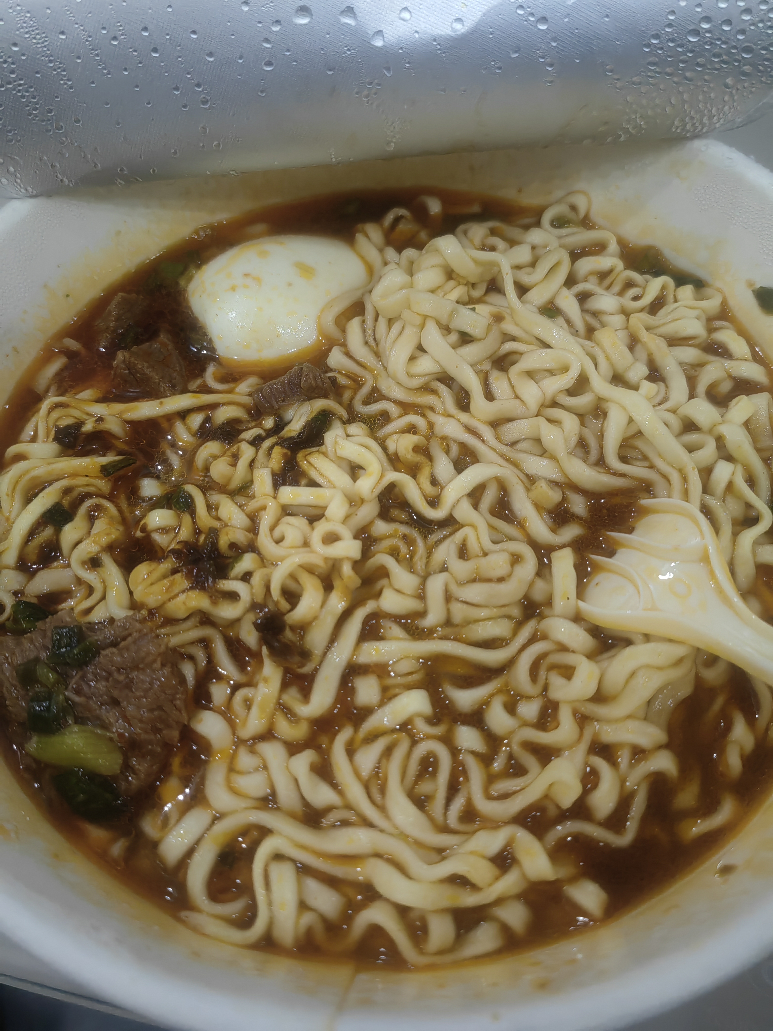统一满汉大餐 葱烧牛肉面 碗装 188g*1碗 整块牛肉台湾经典方便面速食 实拍图