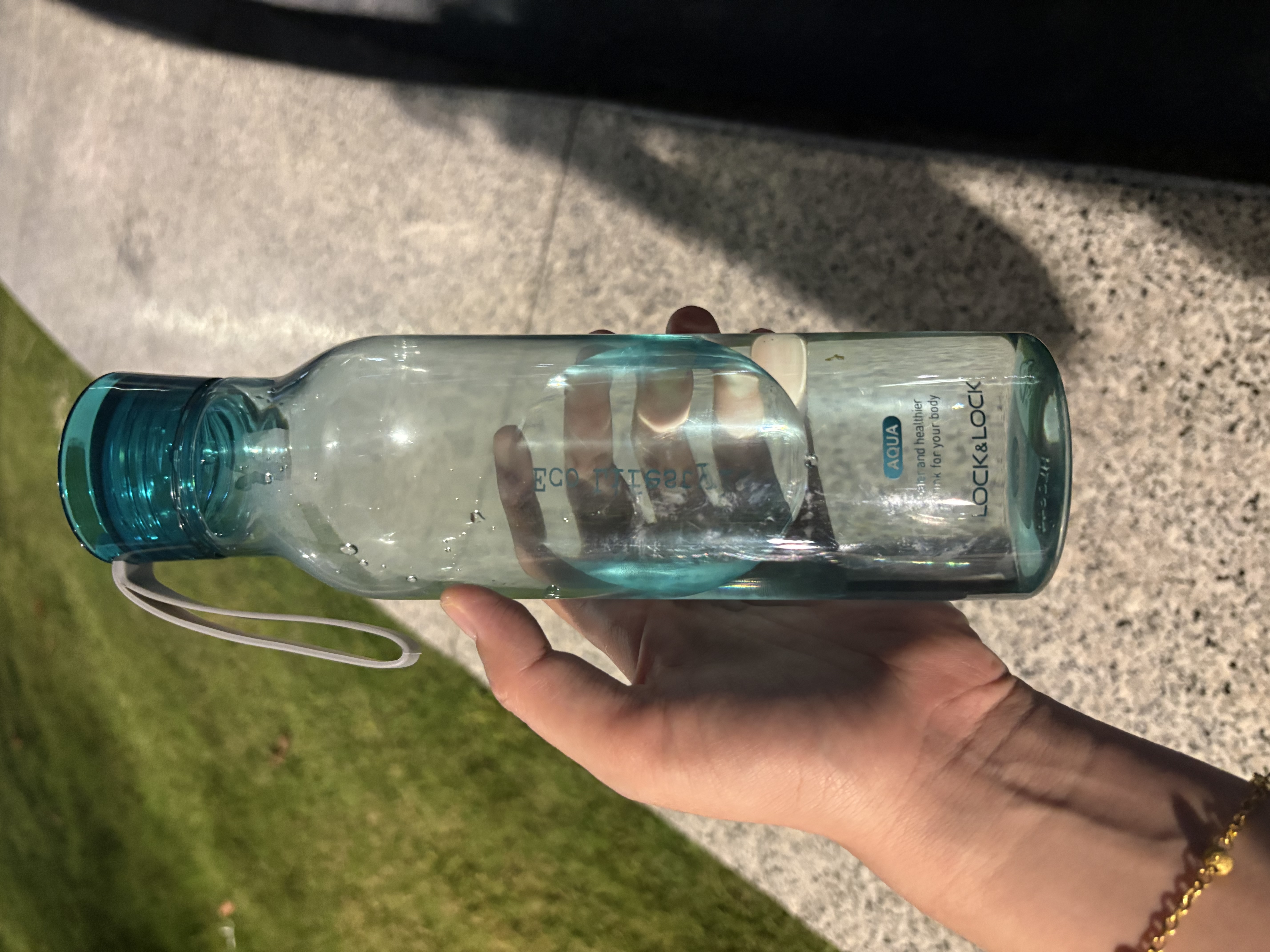 乐扣乐扣（LOCK&LOCK）ECO户外运动水杯户外便携塑料水壶男女学生杯子550ML绿色 实拍图