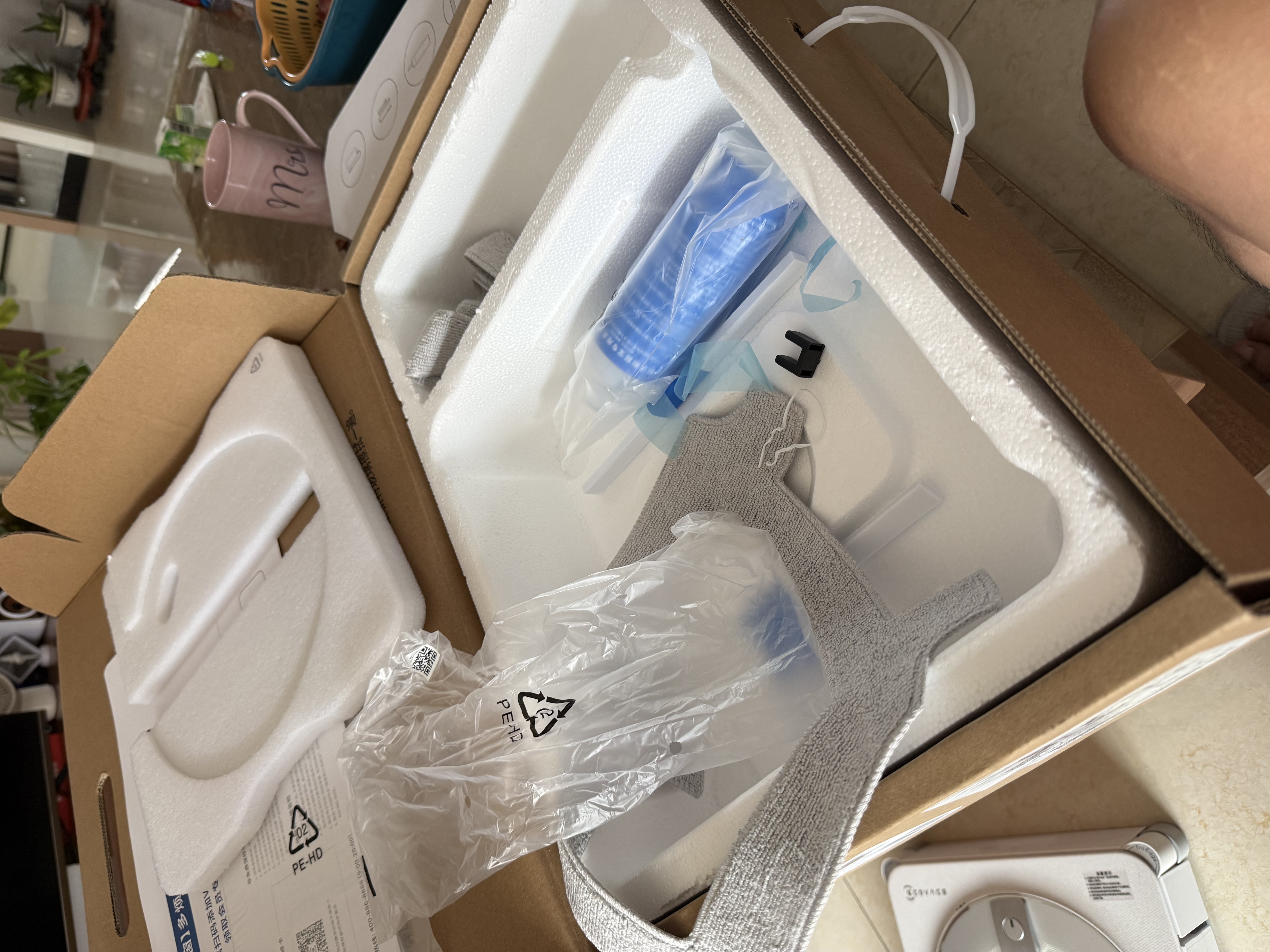 科沃斯窗宝擦窗机器人W2S PLUS自动擦玻璃喷水湿擦家用擦窗高层户外擦玻璃神器家用 实拍图