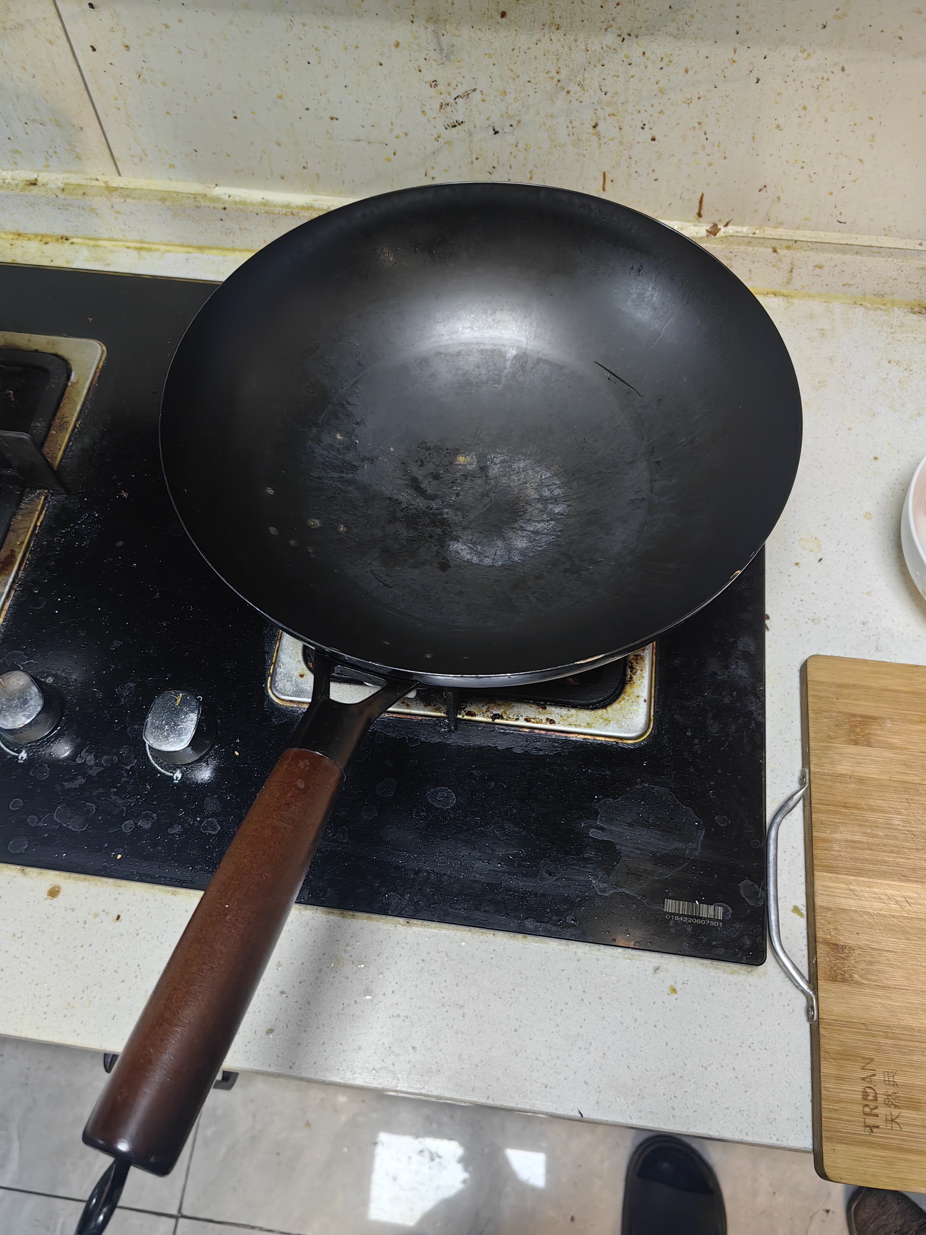 钢盾 炒菜锅铁锅炒锅不粘锅无涂层传统家用燃气灶适用老式 （已开锅）+锅铲 32cm 实拍图
