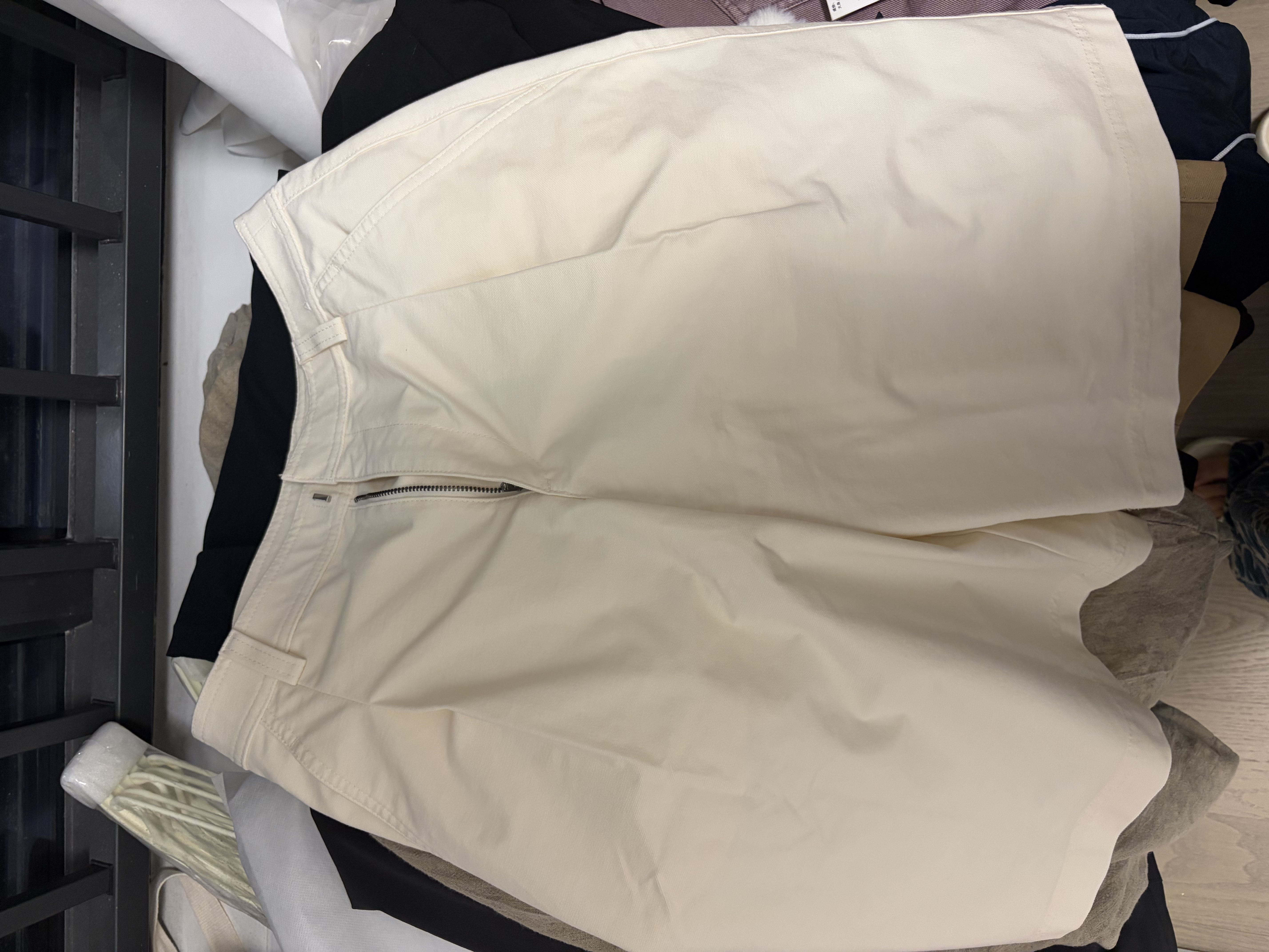 优衣库针织打褶中裤女装485178 01 乳白色 S 实拍图