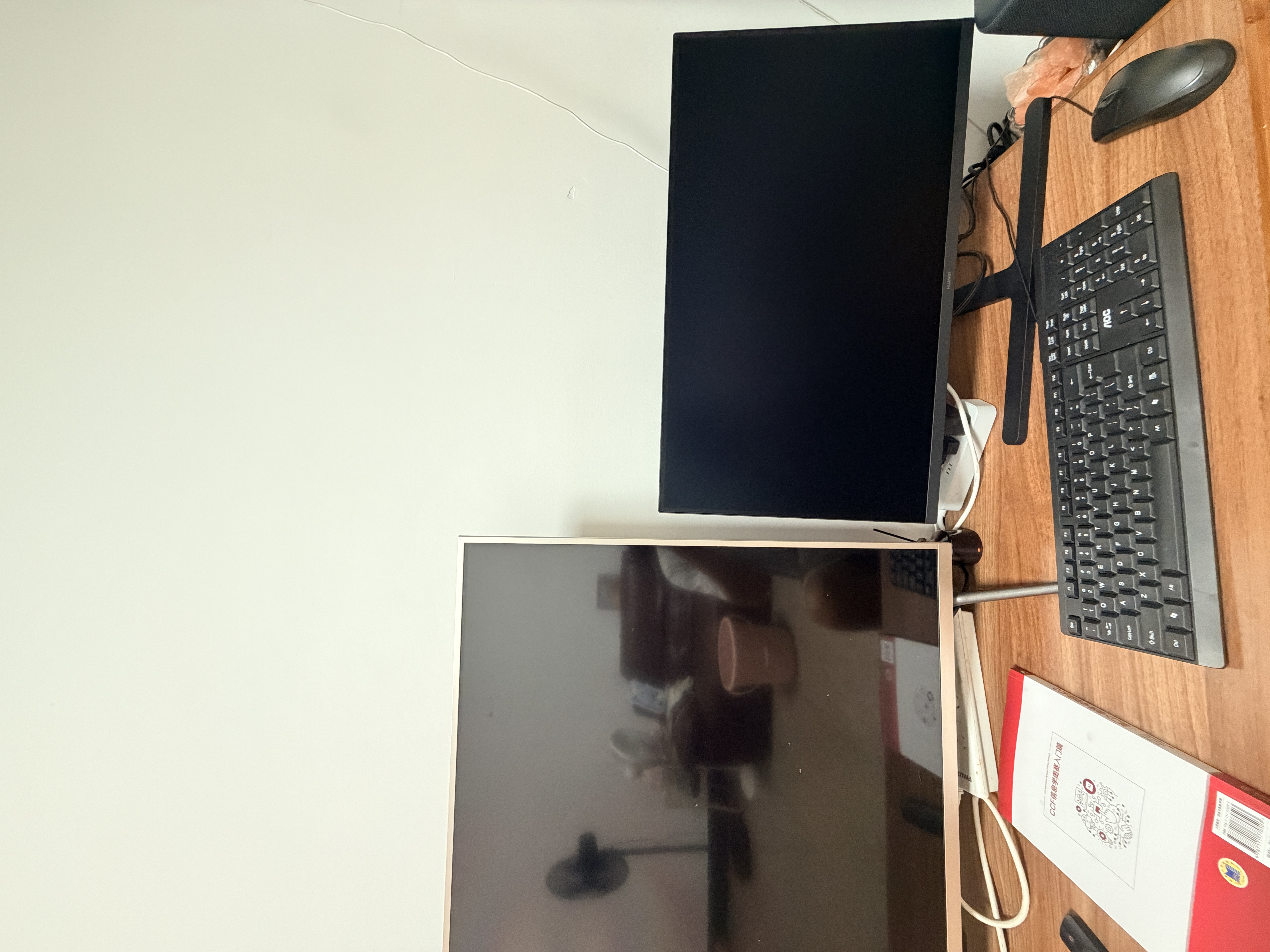 华为MateView GT 27英寸显示器 4K双模/云晰柔光屏/160Hz/USB-C/DP/HDMI/旋转升降壁挂 星空黑 实拍图
