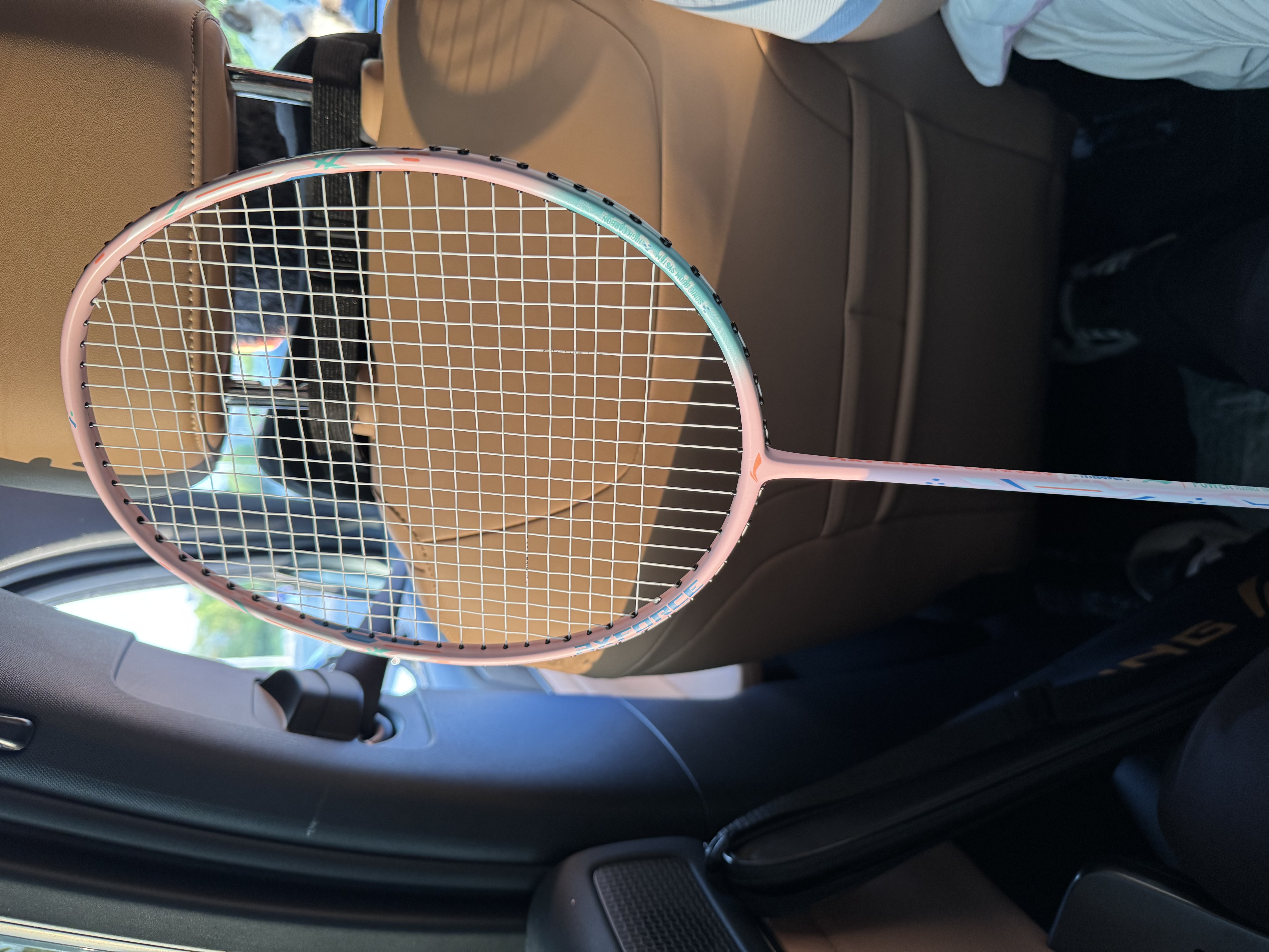 李宁（LI-NING）羽毛球拍新色雷霆小钢炮全碳素碳单拍浅烟粉4U已穿线 AYPW011-40 实拍图