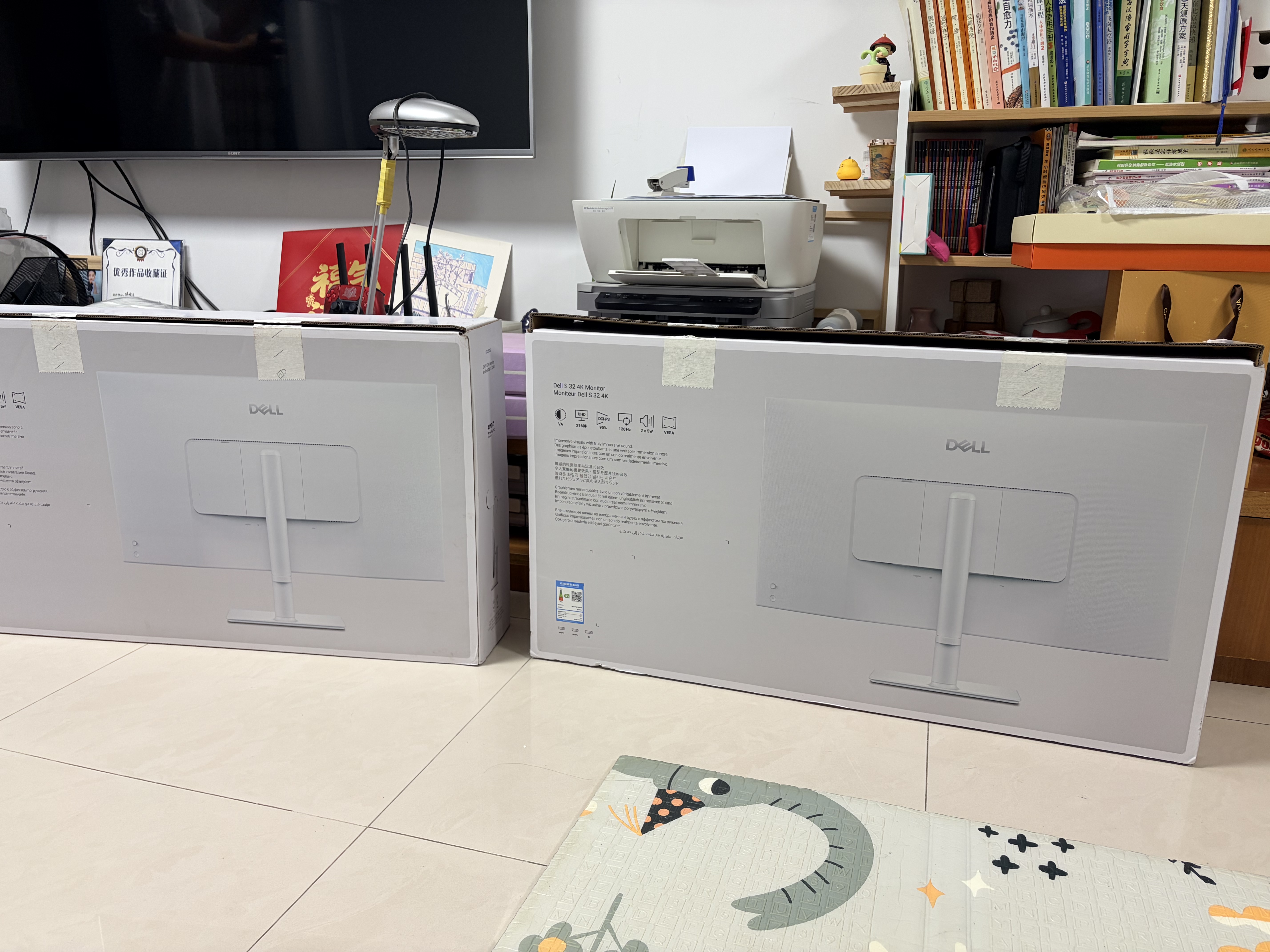 戴尔（DELL）32英寸 4K显示器 120Hz高刷 内置音箱 硬件防蓝光 10.7亿色 FreeSync 电脑显示屏 S3225QS 实拍图