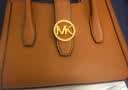 MICHAEL KORS迈克高仕MK Gabby 小号老花斜挎包手提单肩包 牛皮棕（纯色款） 230 小号 实拍图