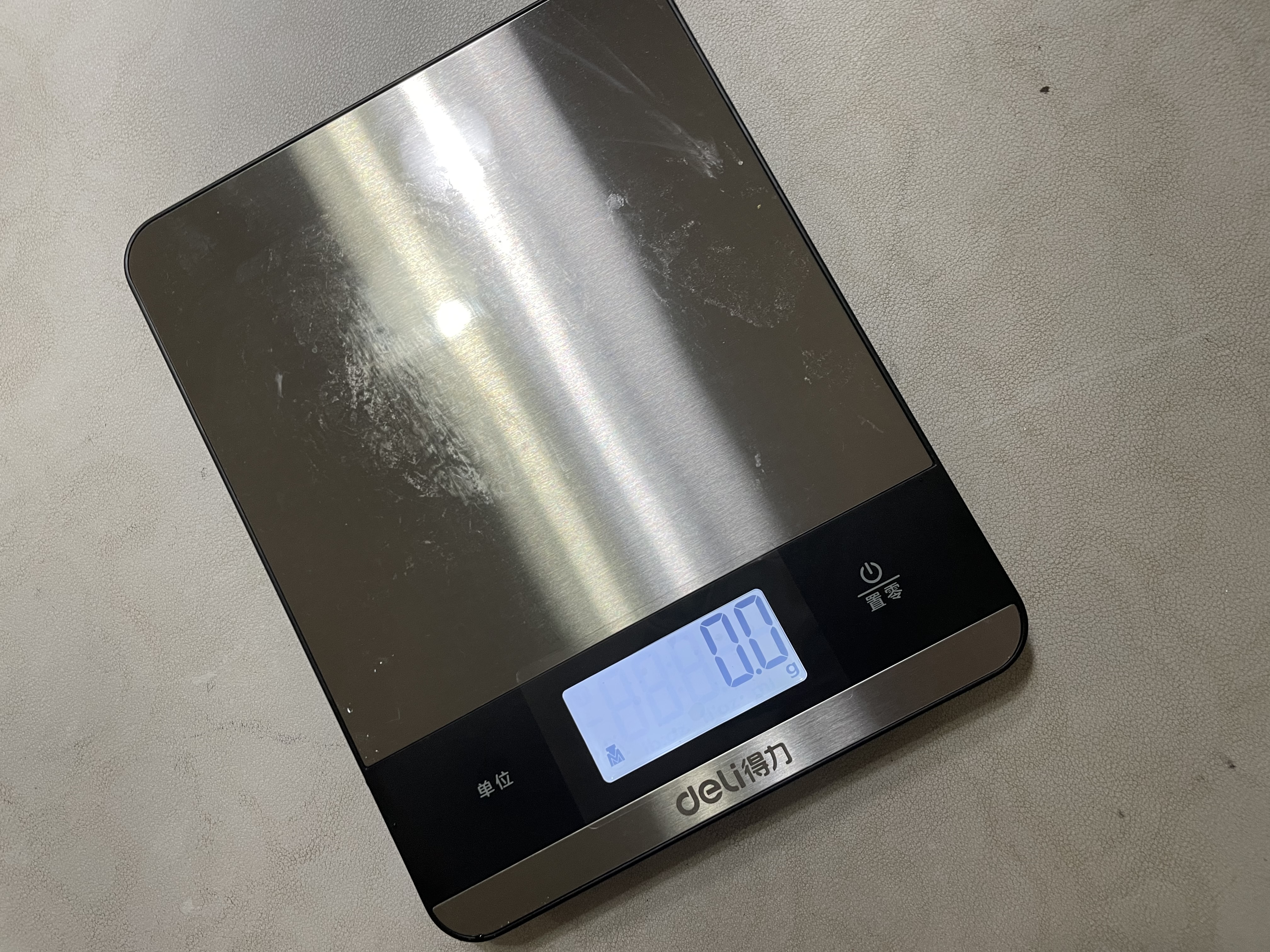 得力（deli）不锈钢厨房秤家用电子大秤面烘焙高精度5kg食物面粉辅食称大屏显 实拍图