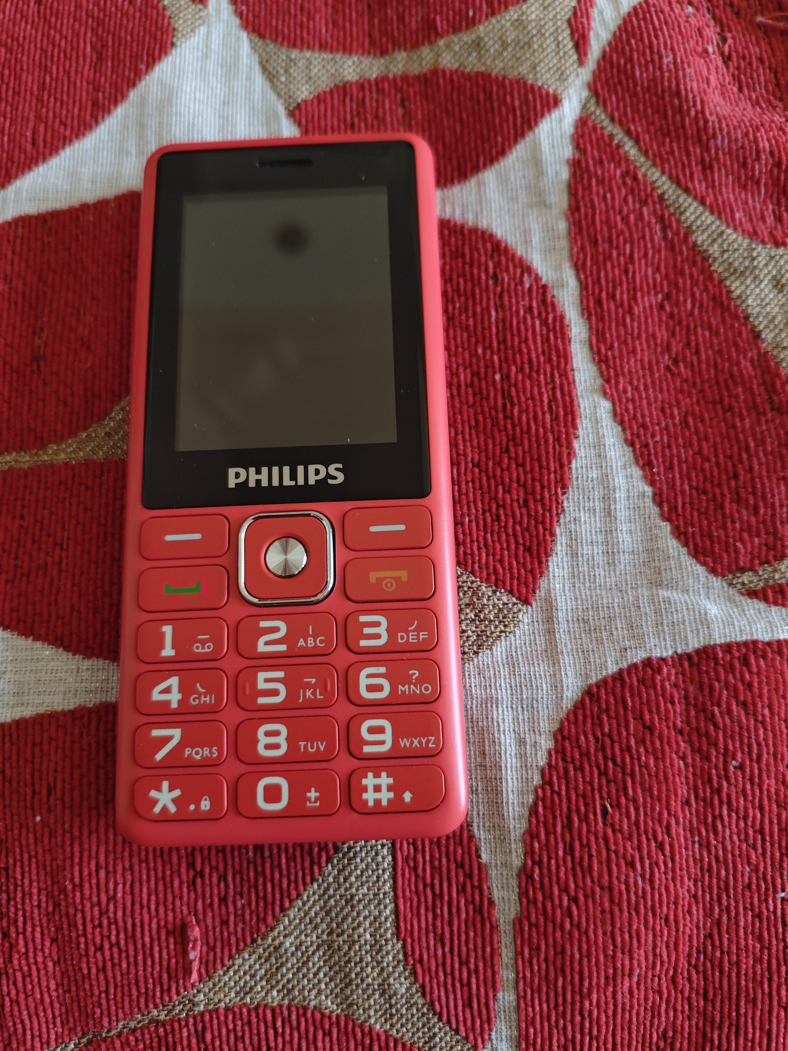 飞利浦（PHILIPS）E536 老年人手机4G全网通新款老年机超长待机大字体大声音中小学生老人专用备用按键功能机 绚丽红 实拍图
