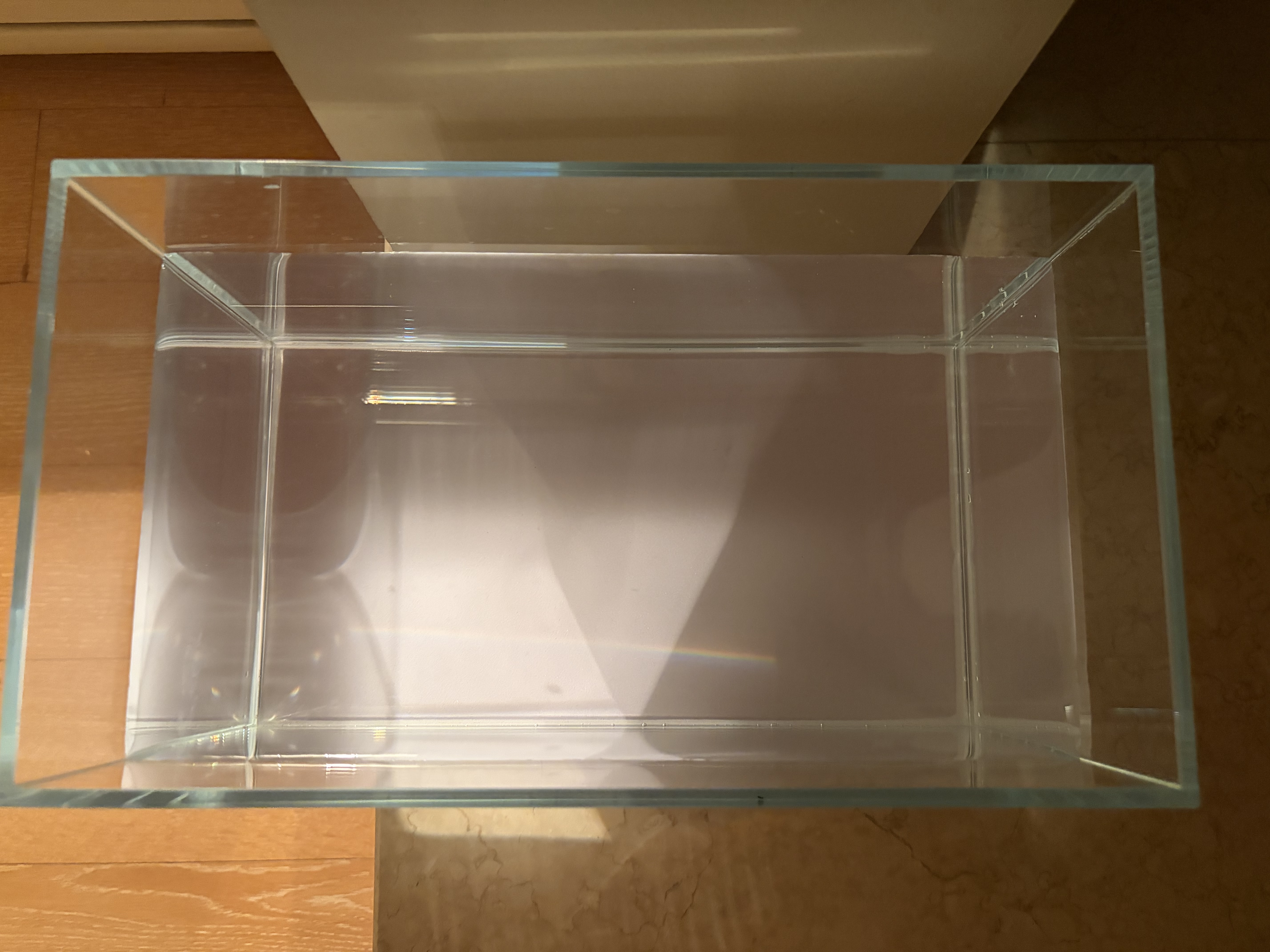 坤宁王金晶超白玻璃鱼缸桌面造景小鱼缸家用客厅裸缸一体缸30*17*20cm 实拍图